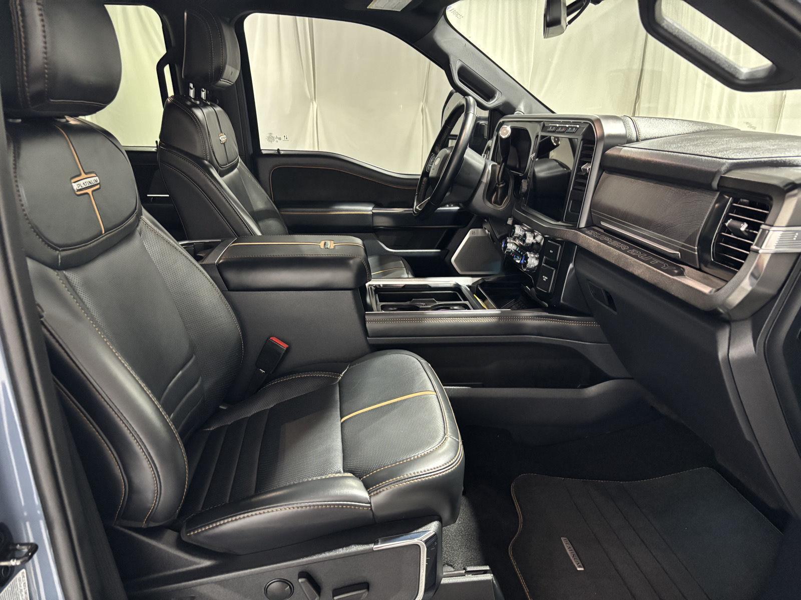 2023 Ford F-250 Platinum photo 20