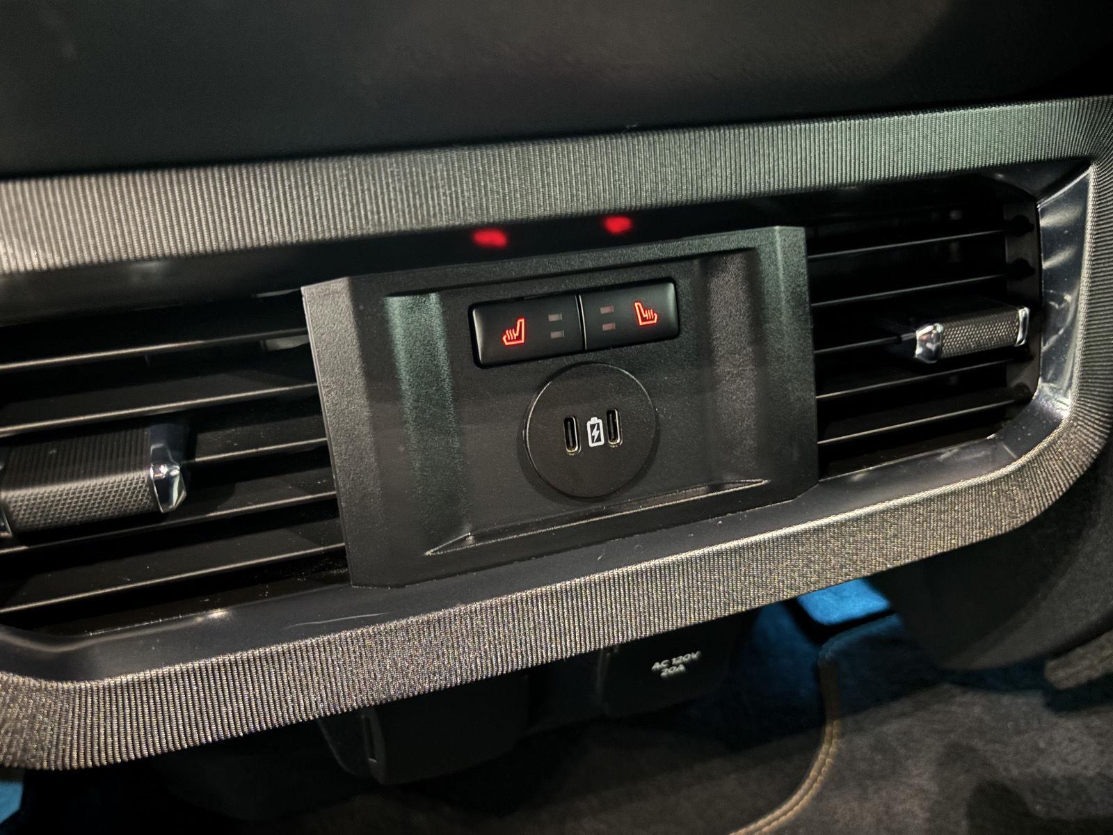 2023 Ford F-250 Platinum photo 27
