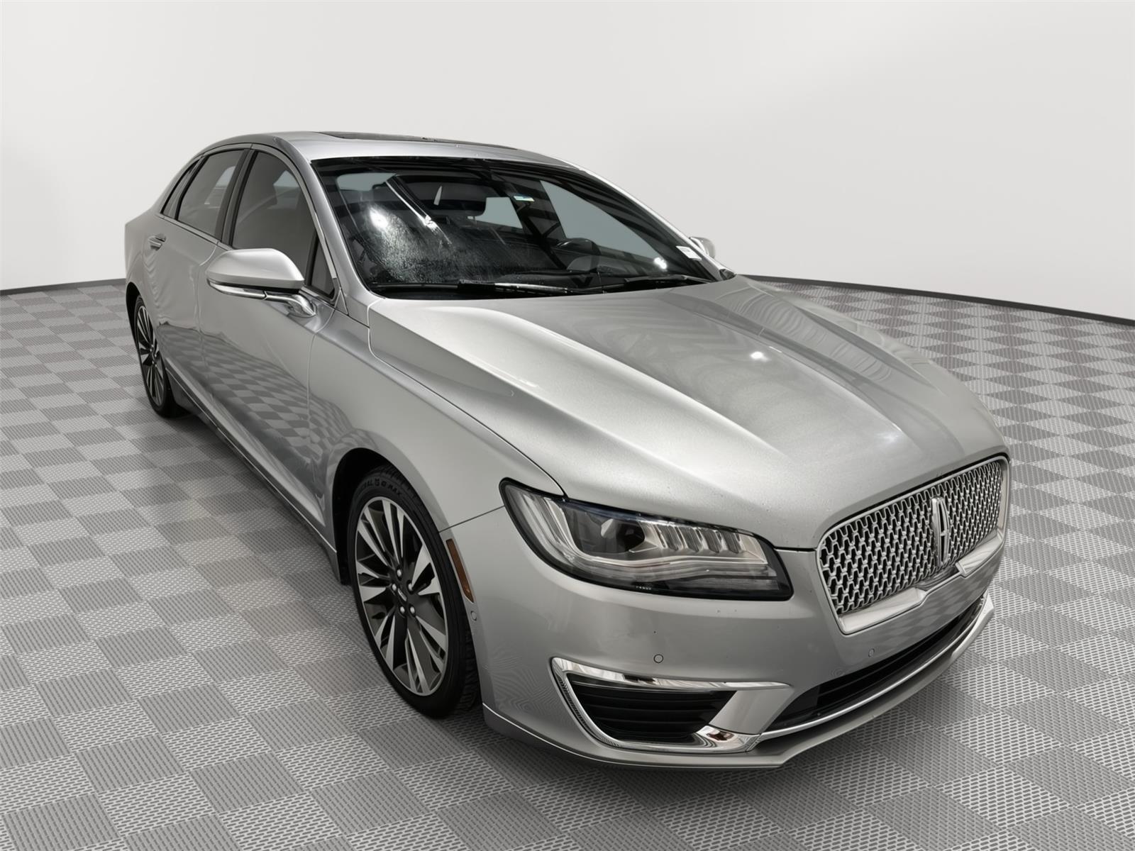 2020 Lincoln MKZ Hybrid Reserve photo 5
