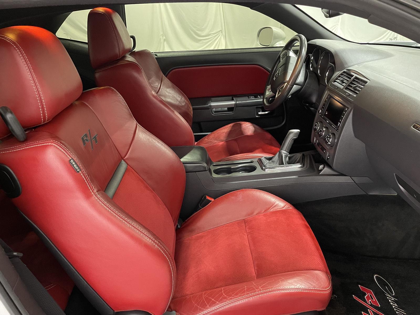 2014 Dodge Challenger R/T Classic photo 20