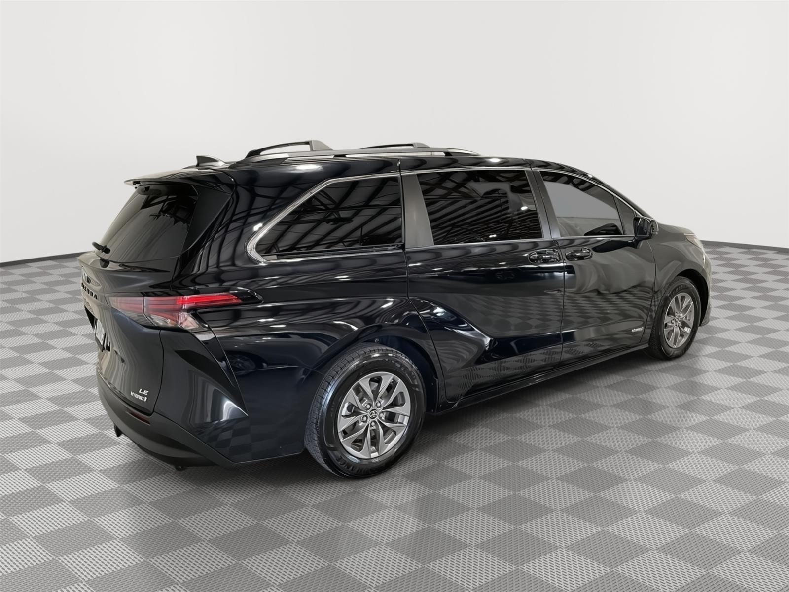 Pre-Owned 2021 Toyota Sienna for sale in St. Joseph MO