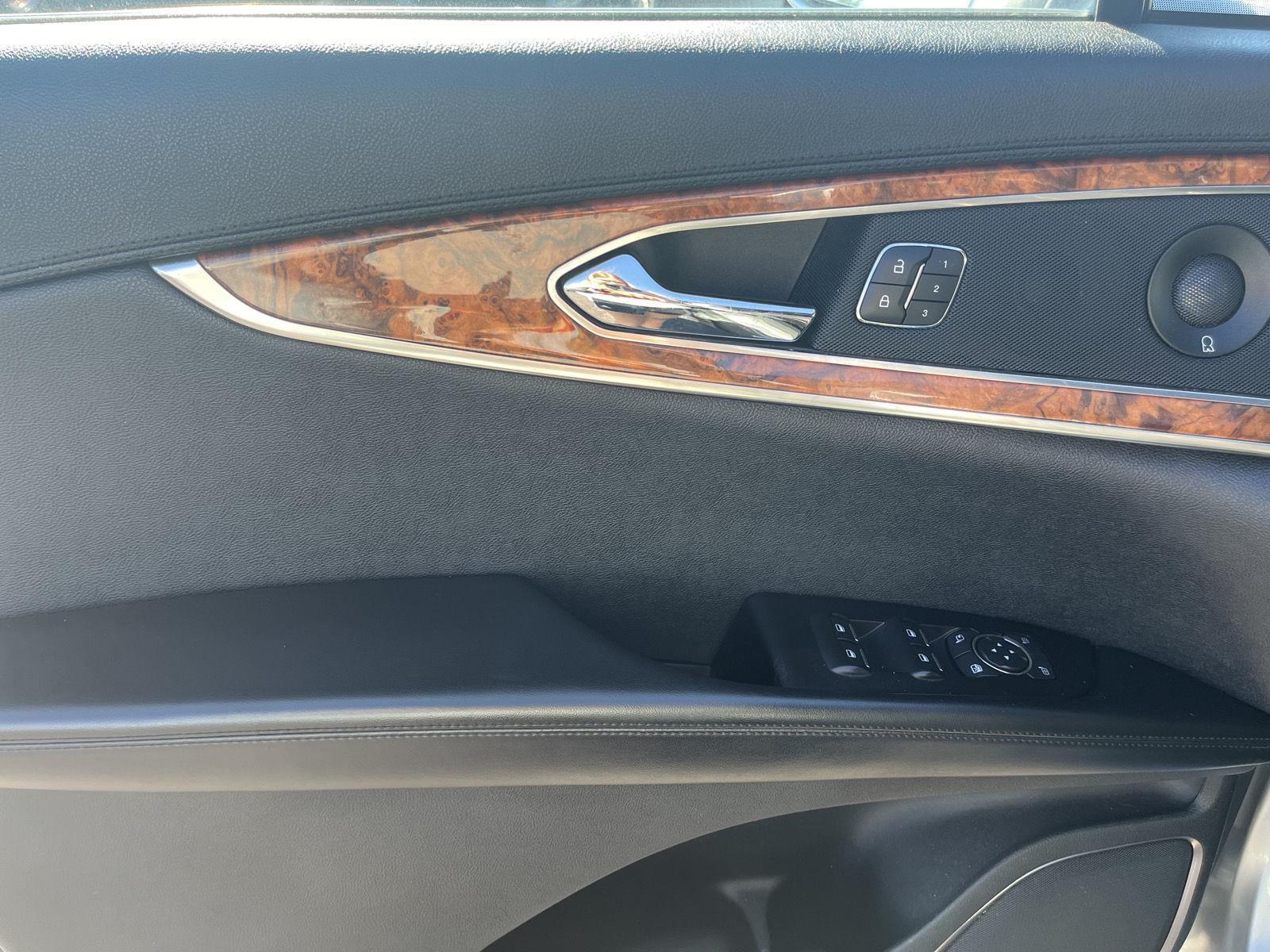 Pre-Owned 2020 Lincoln Nautilus for sale in St. Joseph MO
