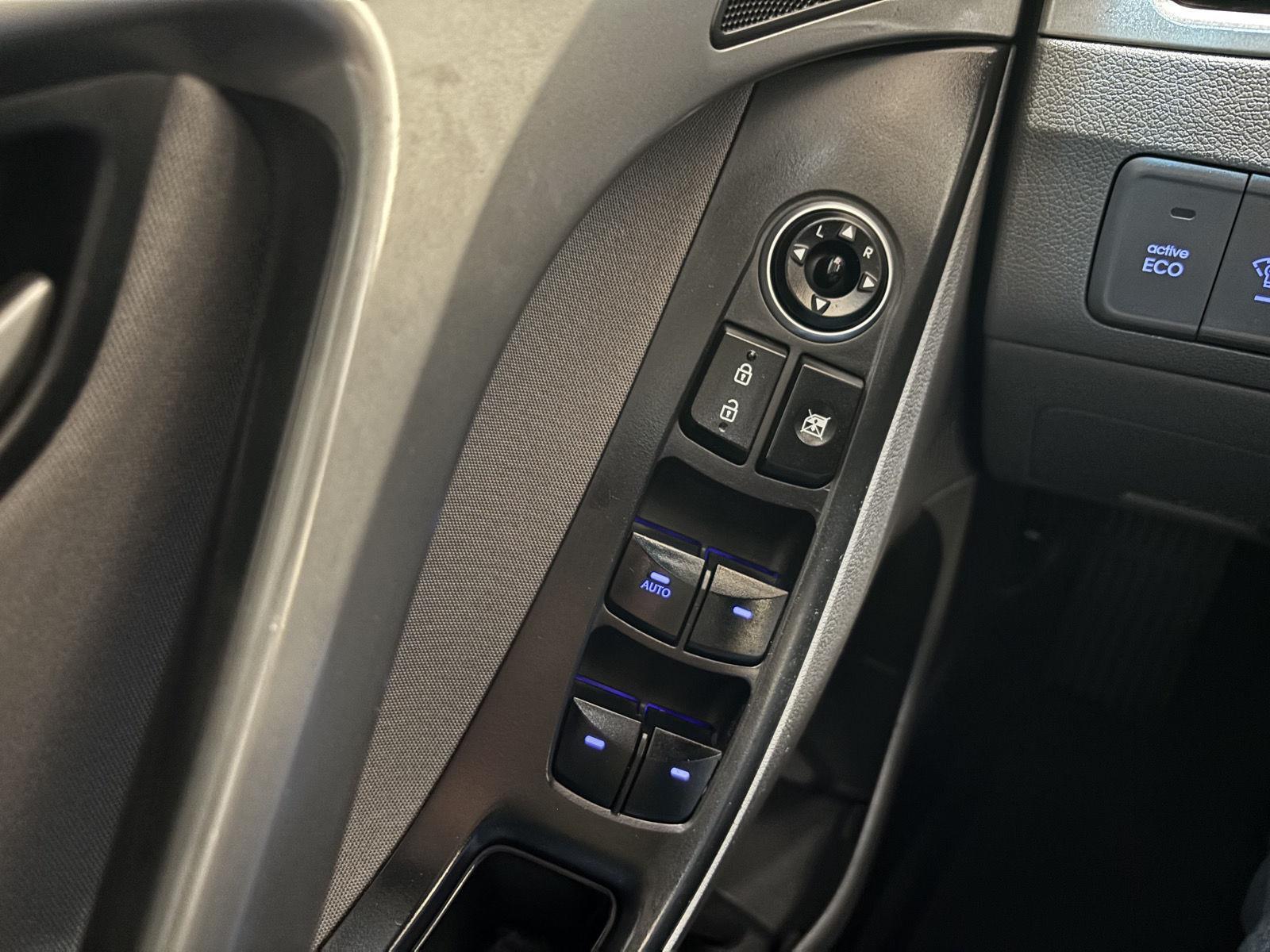 Pre-Owned 2016 Hyundai Elantra for sale in St. Joseph MO