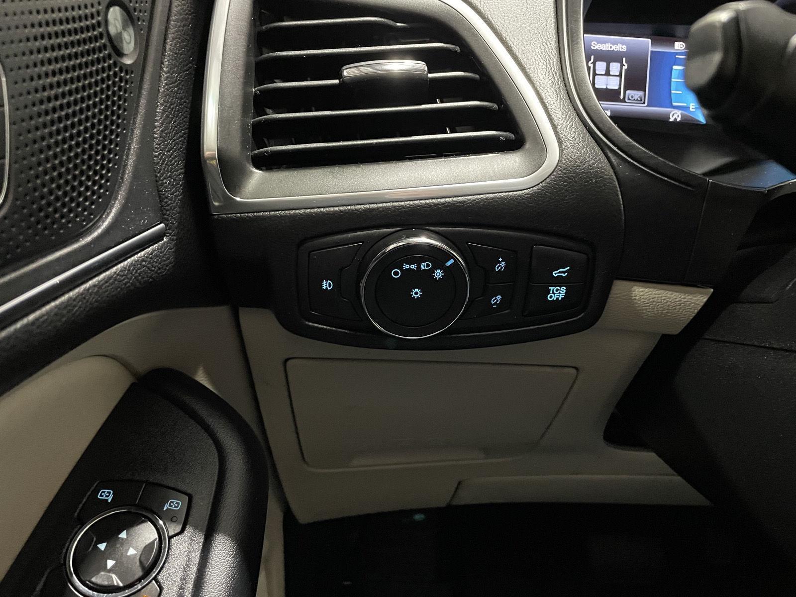 Pre-Owned 2022 Ford Edge for sale in St. Joseph MO