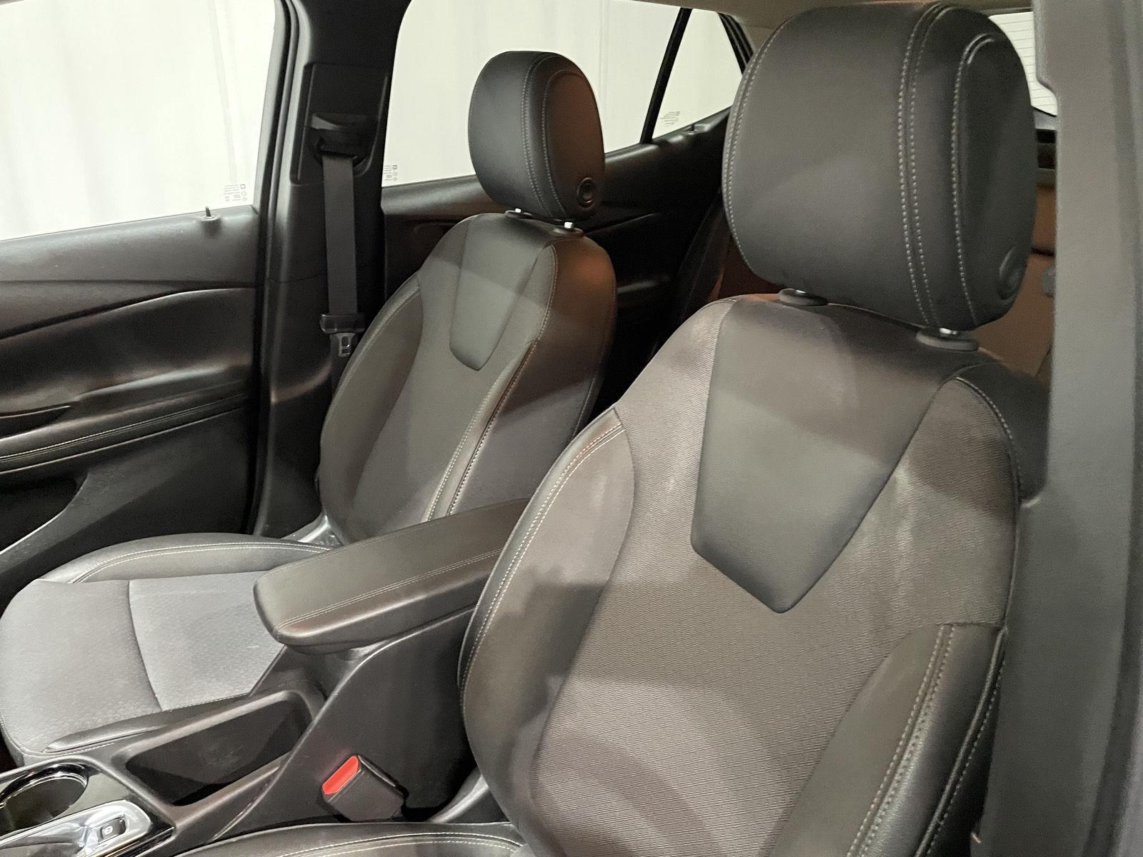 Used 2023 Buick Encore GX Select SUV/Crossover for sale in St. Joseph MO