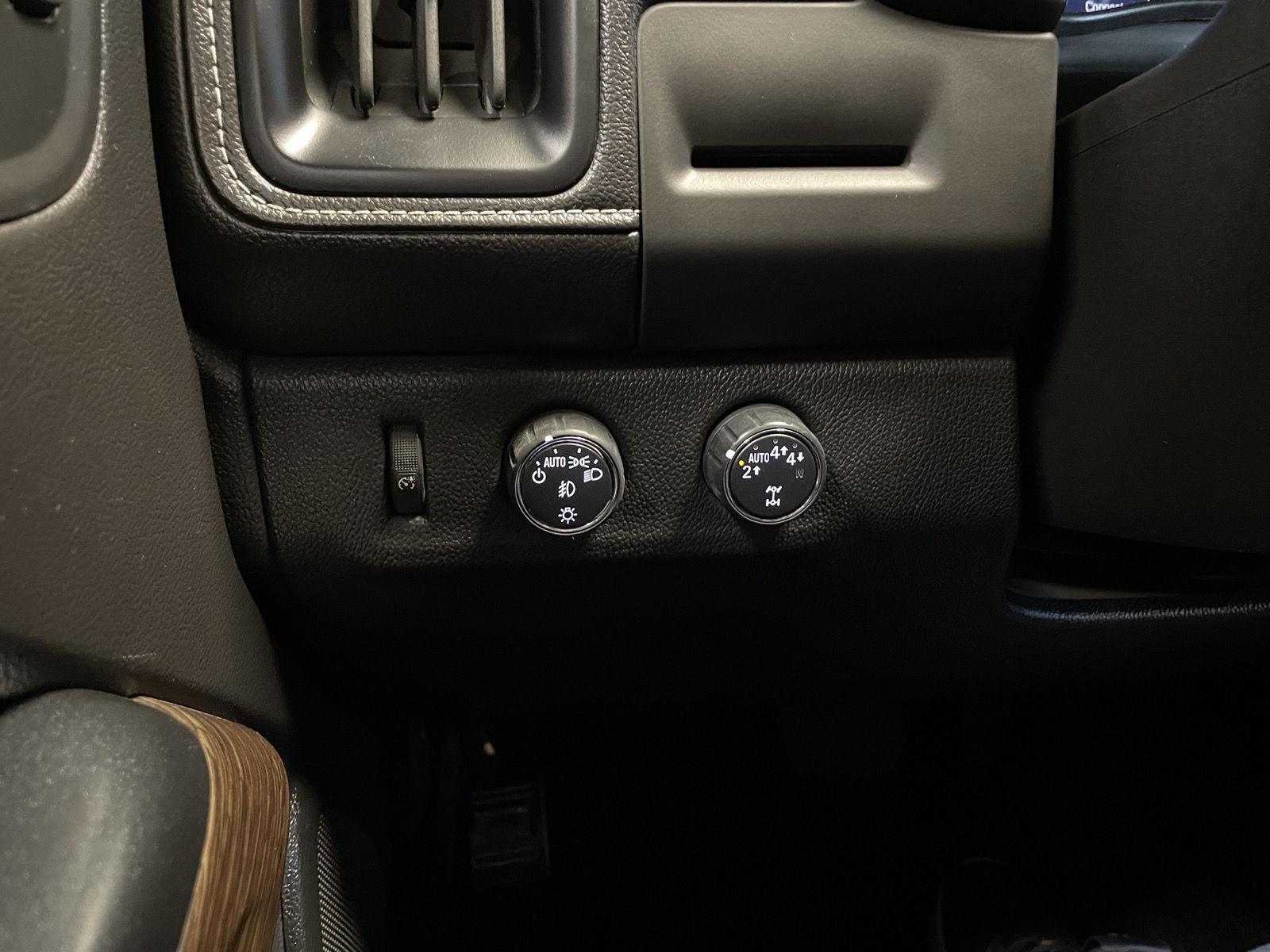 Used 2018 GMC Canyon 4WD Denali Crew Cab Truck for sale in St. Joseph MO