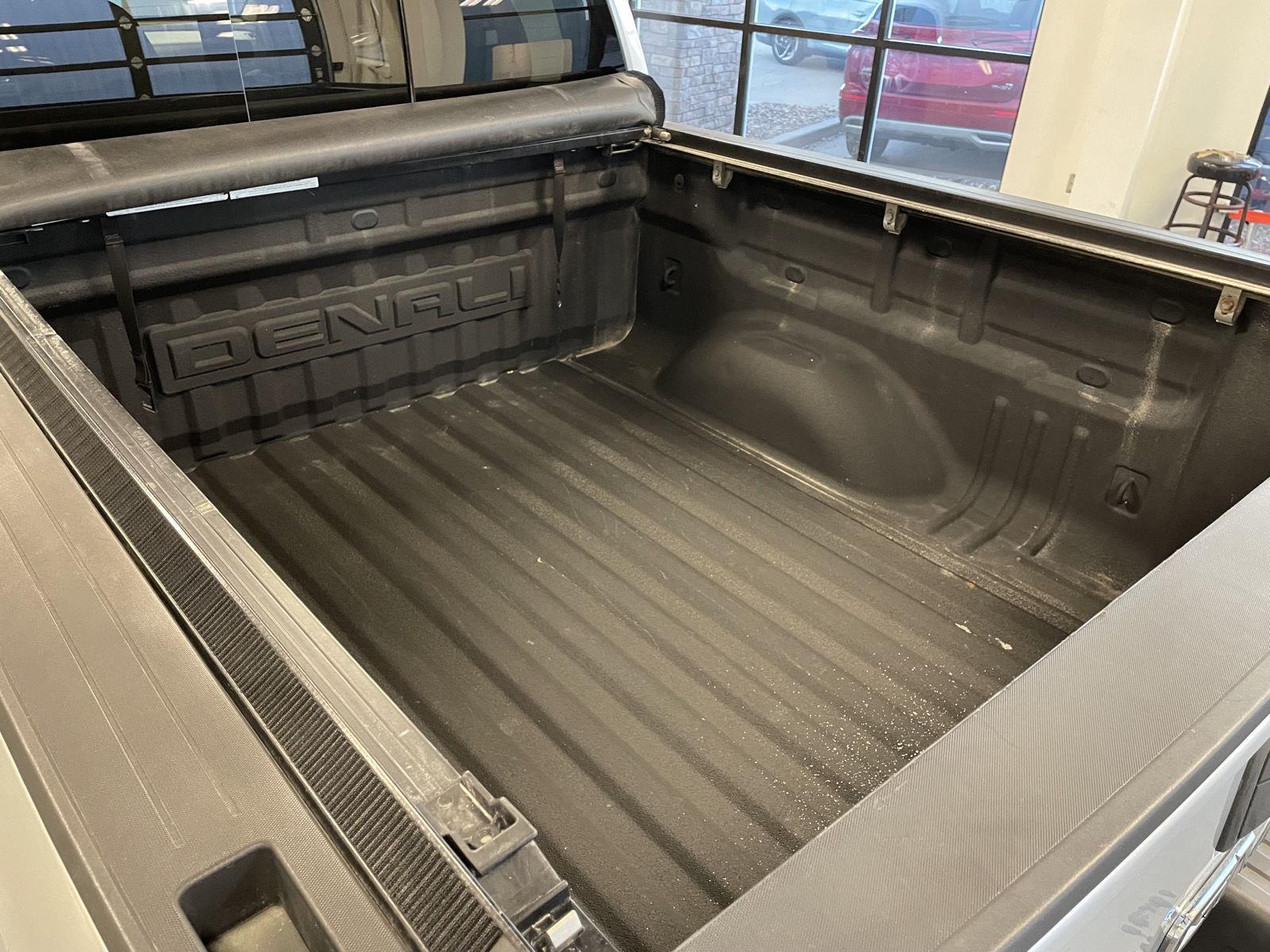 Used 2018 GMC Canyon 4WD Denali Crew Cab Truck for sale in St. Joseph MO