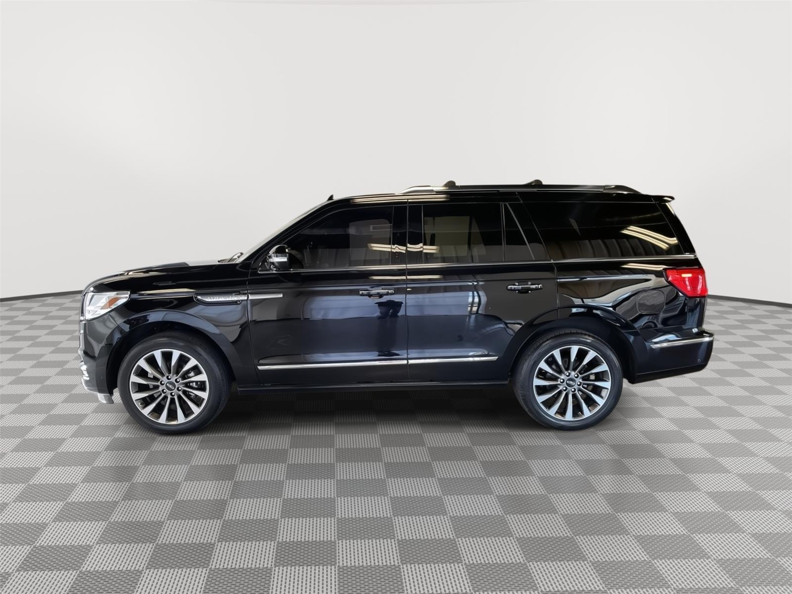 Pre-Owned 2020 Lincoln Navigator for sale in St. Joseph MO