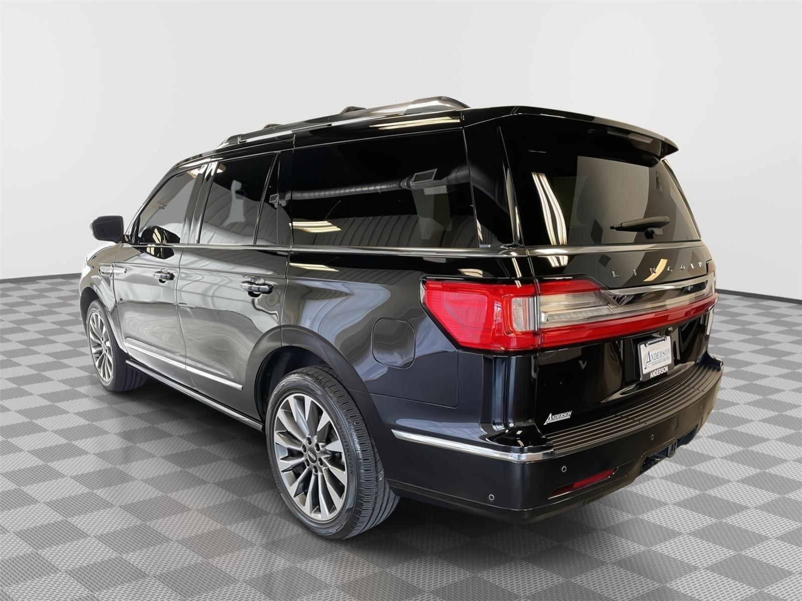 Pre-Owned 2020 Lincoln Navigator for sale in St. Joseph MO
