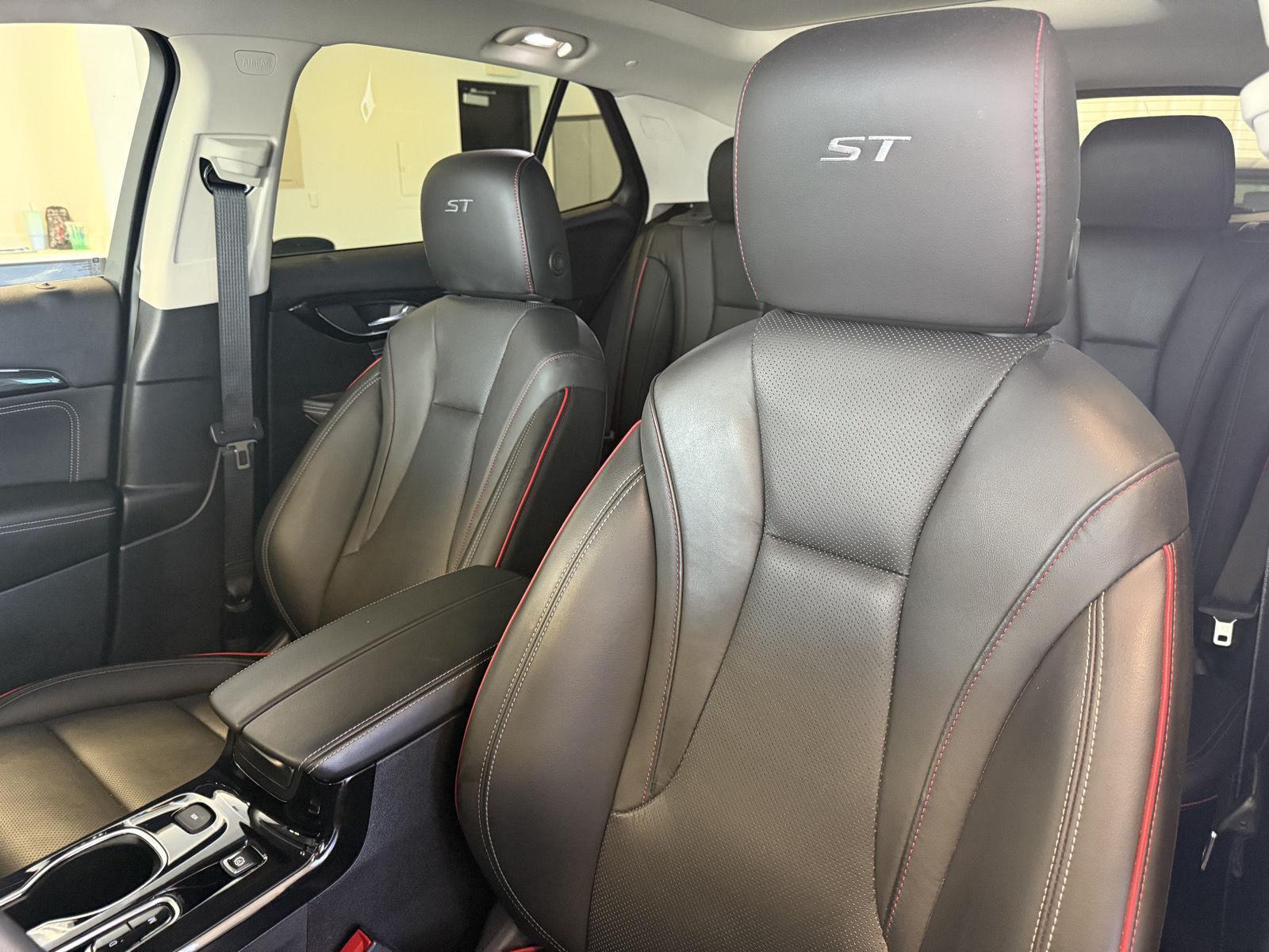 Used 2023 Buick Envision Essence SUV/Crossover for sale in St. Joseph MO