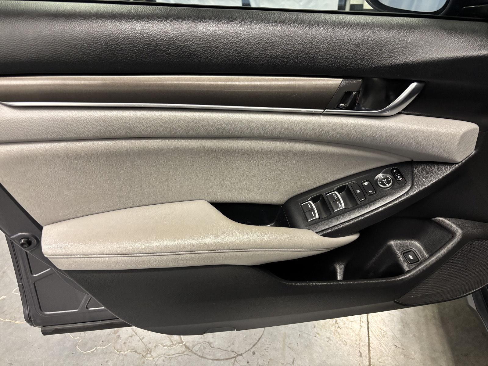 Used 2019 Honda Accord Sedan for sale in St. Joseph MO