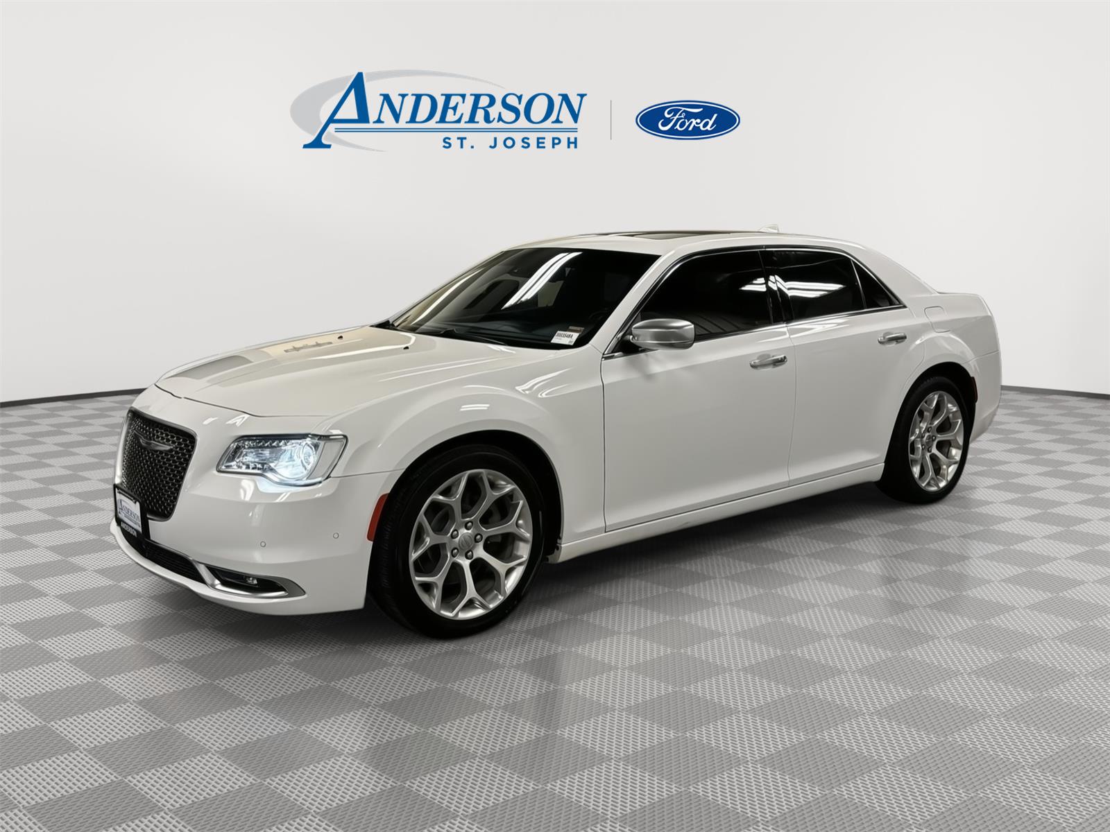 Used 2019 Chrysler 300 300C Sedan for sale in St. Joseph MO