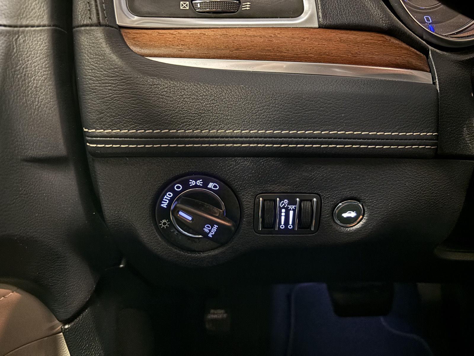 Used 2019 Chrysler 300 300C Sedan for sale in St. Joseph MO