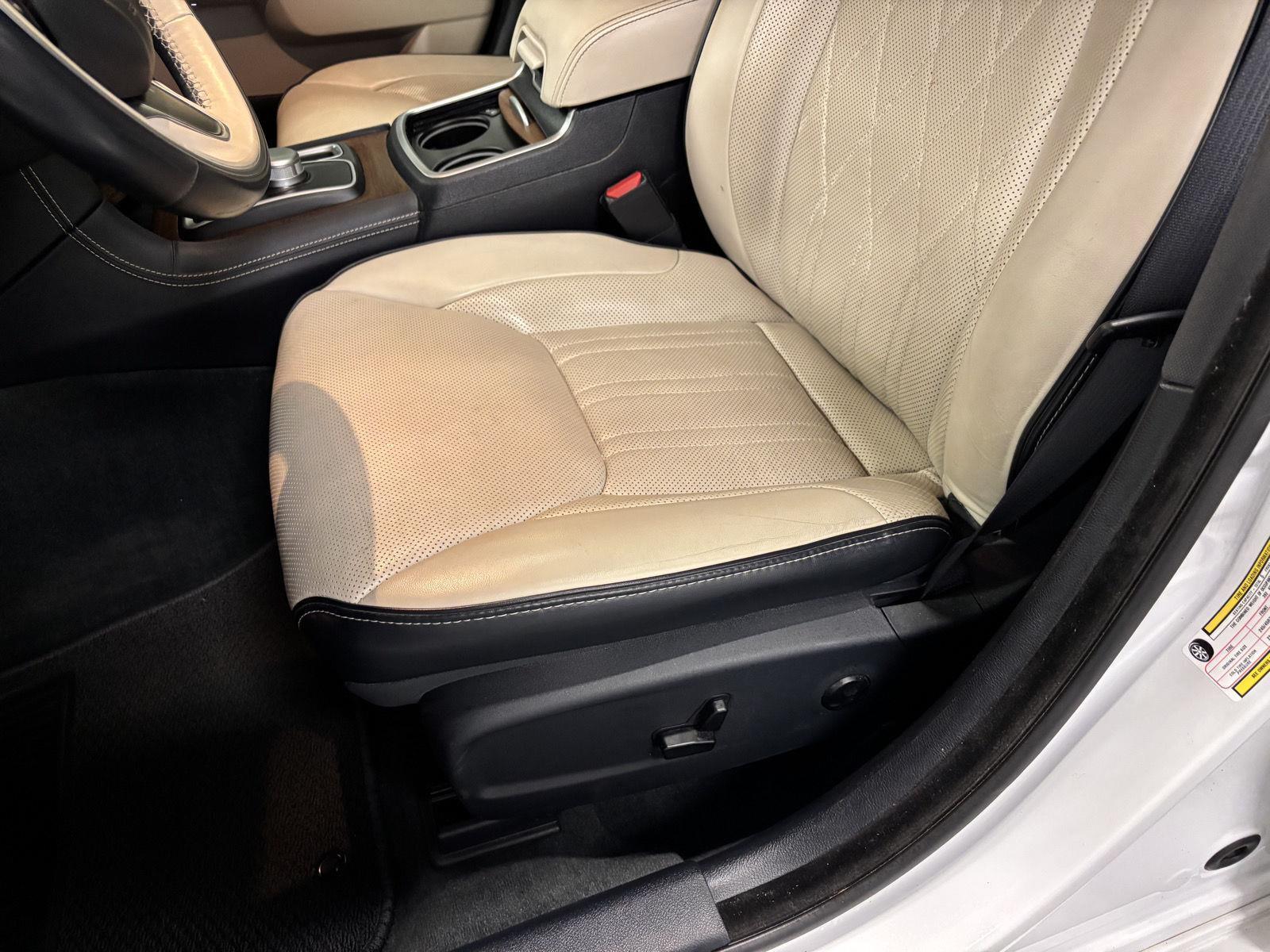 Used 2019 Chrysler 300 300C Sedan for sale in St. Joseph MO