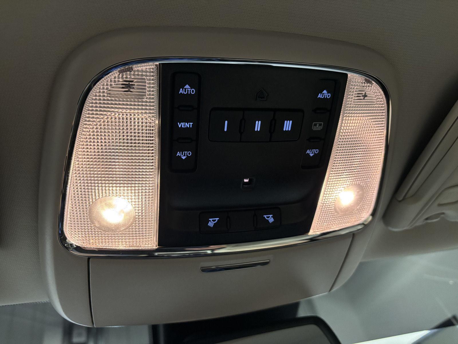 Used 2019 Chrysler 300 300C Sedan for sale in St. Joseph MO