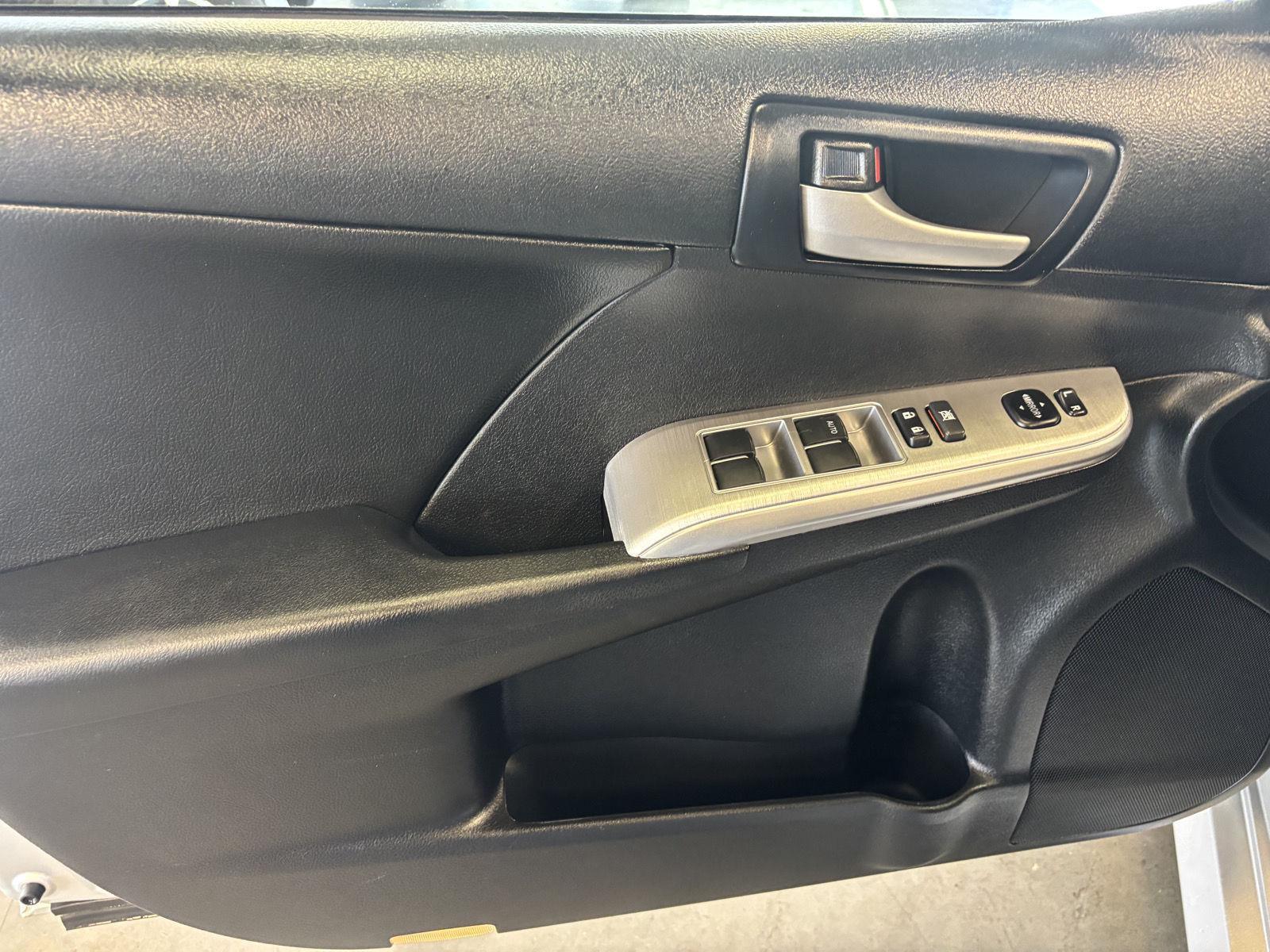 Used 2014 Toyota Camry SE Sport Sedan for sale in St. Joseph MO