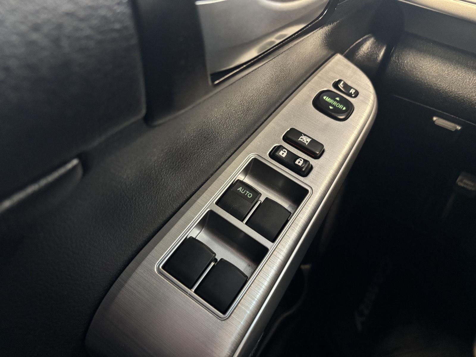 Used 2014 Toyota Camry SE Sport Sedan for sale in St. Joseph MO