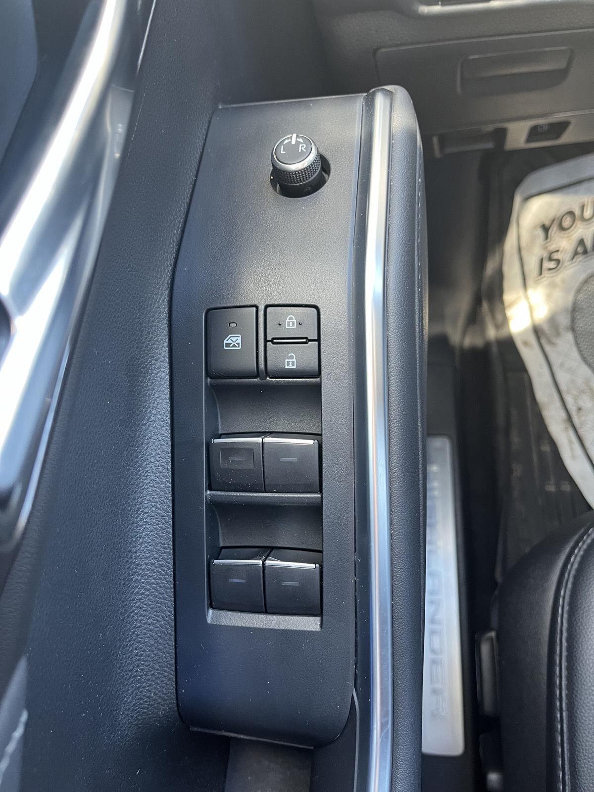 Pre-Owned 2022 Toyota Highlander for sale in St. Joseph MO