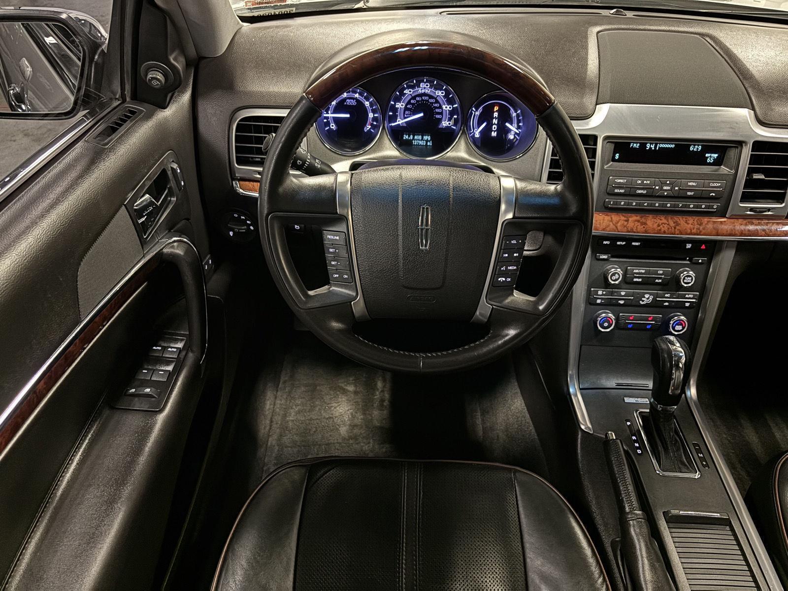 Used 2011 Lincoln MKZ FWD Sedan for sale in St. Joseph MO