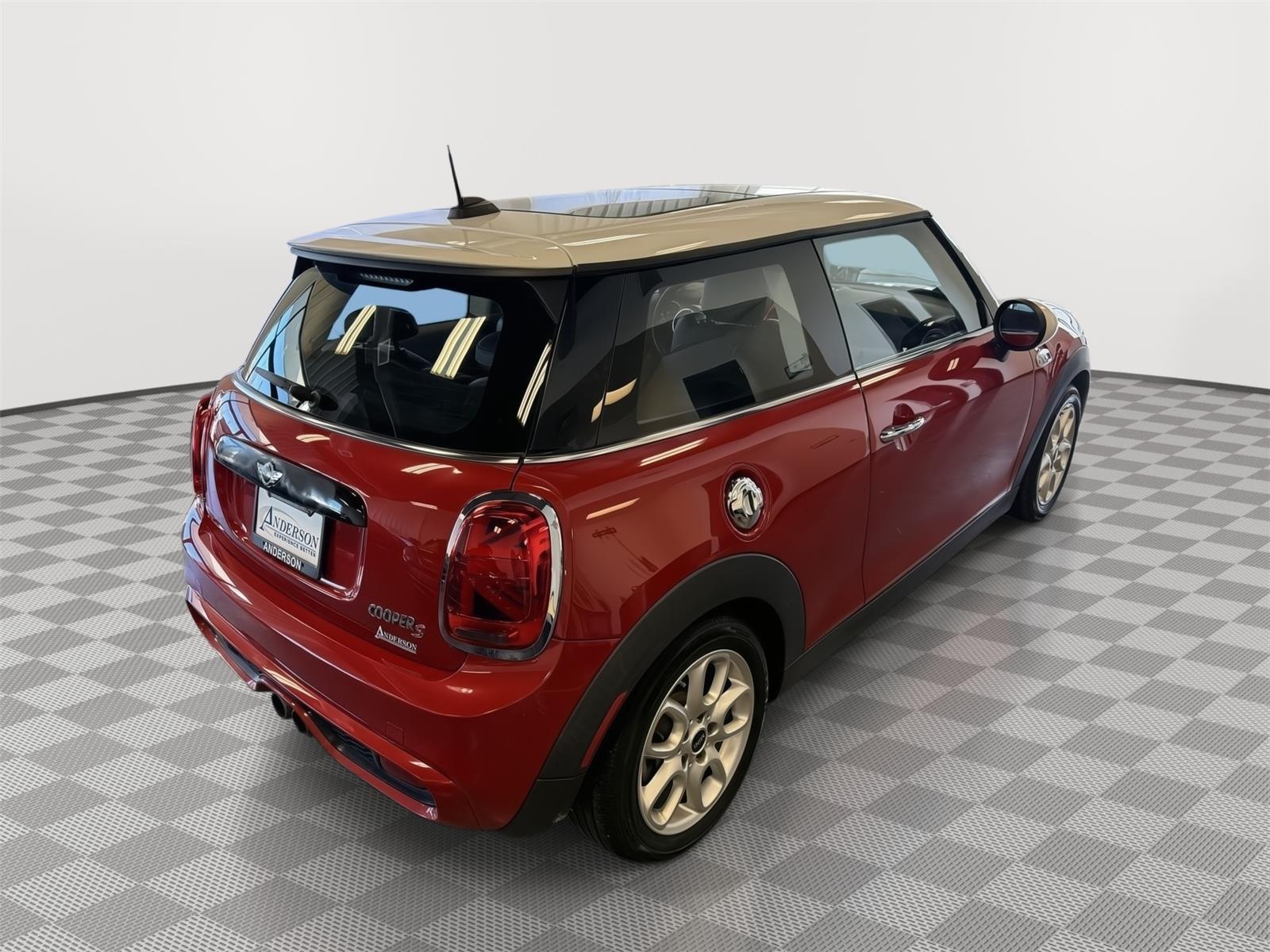 Used 2015 MINI Cooper Hardtop S Hatchback for sale in St. Joseph MO