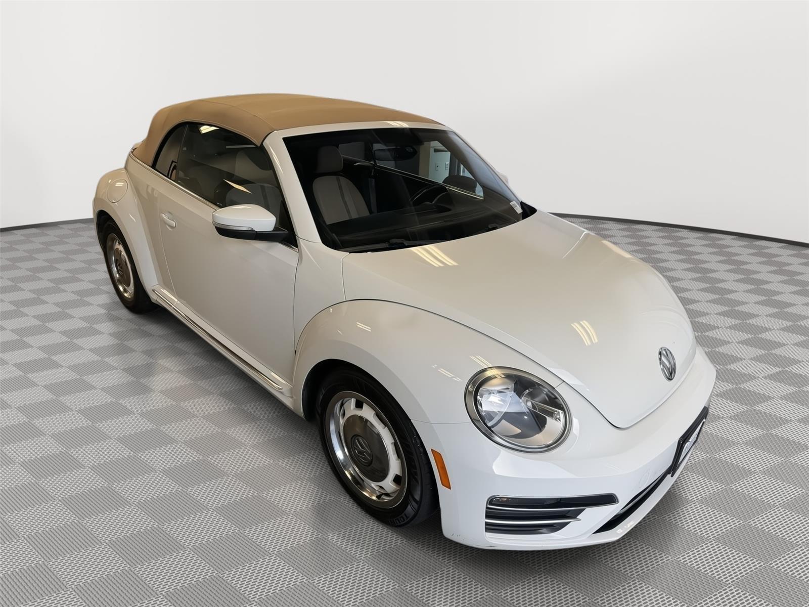 Used 2018 Volkswagen Beetle Convertible for sale in St. Joseph MO