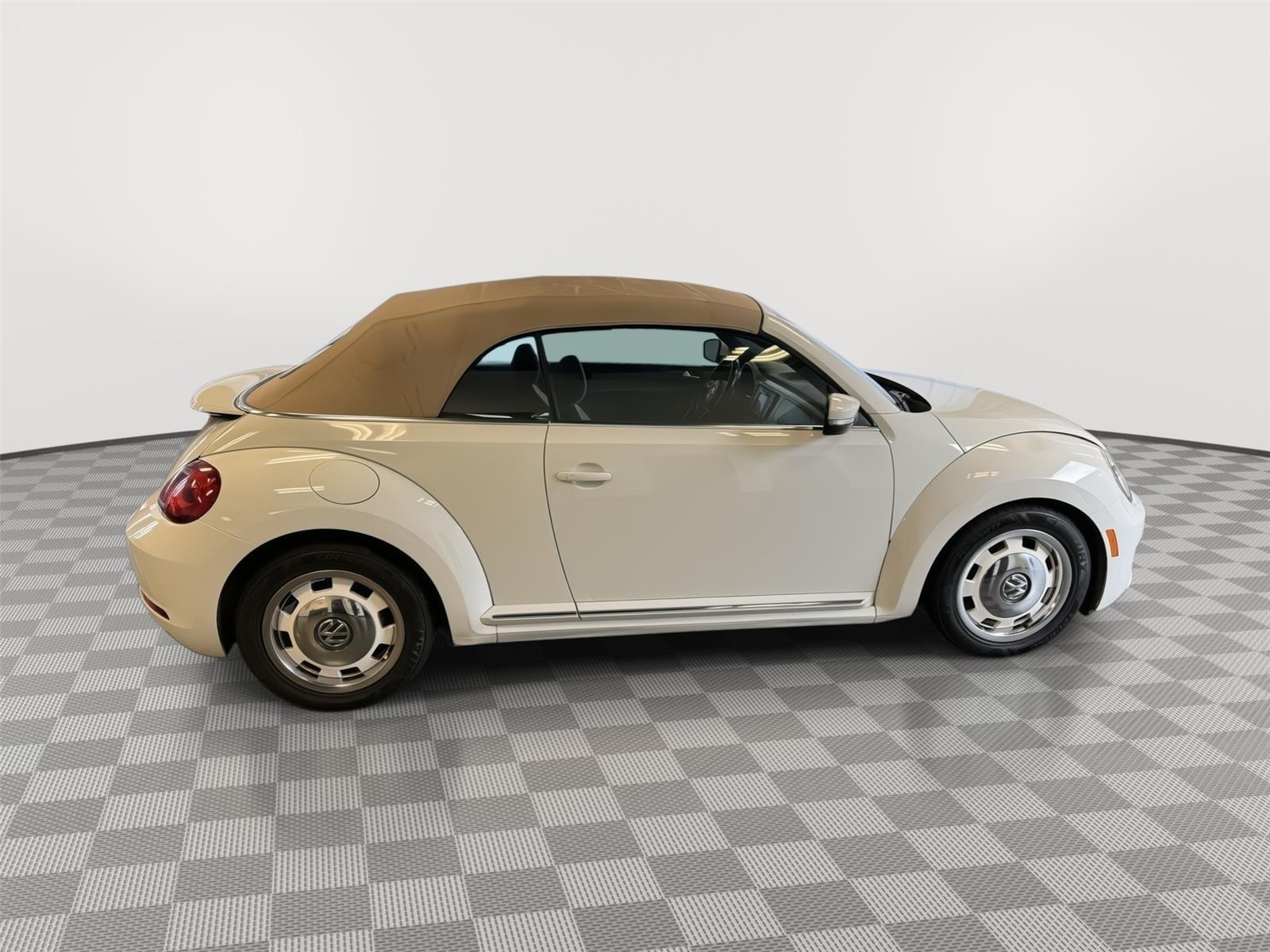 Used 2018 Volkswagen Beetle Convertible for sale in St. Joseph MO