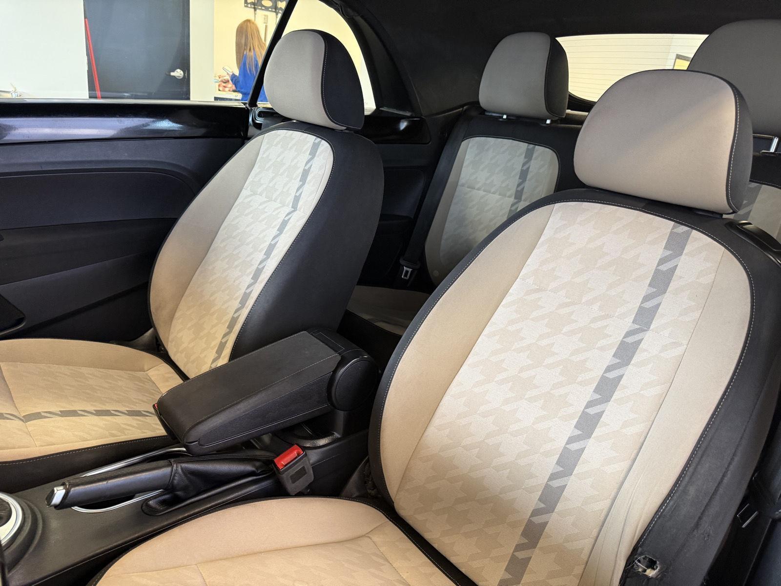 Used 2018 Volkswagen Beetle Convertible for sale in St. Joseph MO