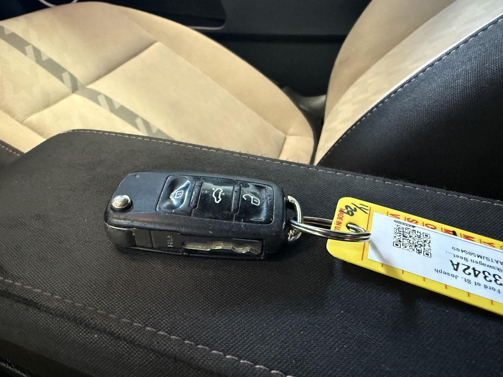 Used 2018 Volkswagen Beetle Convertible for sale in St. Joseph MO