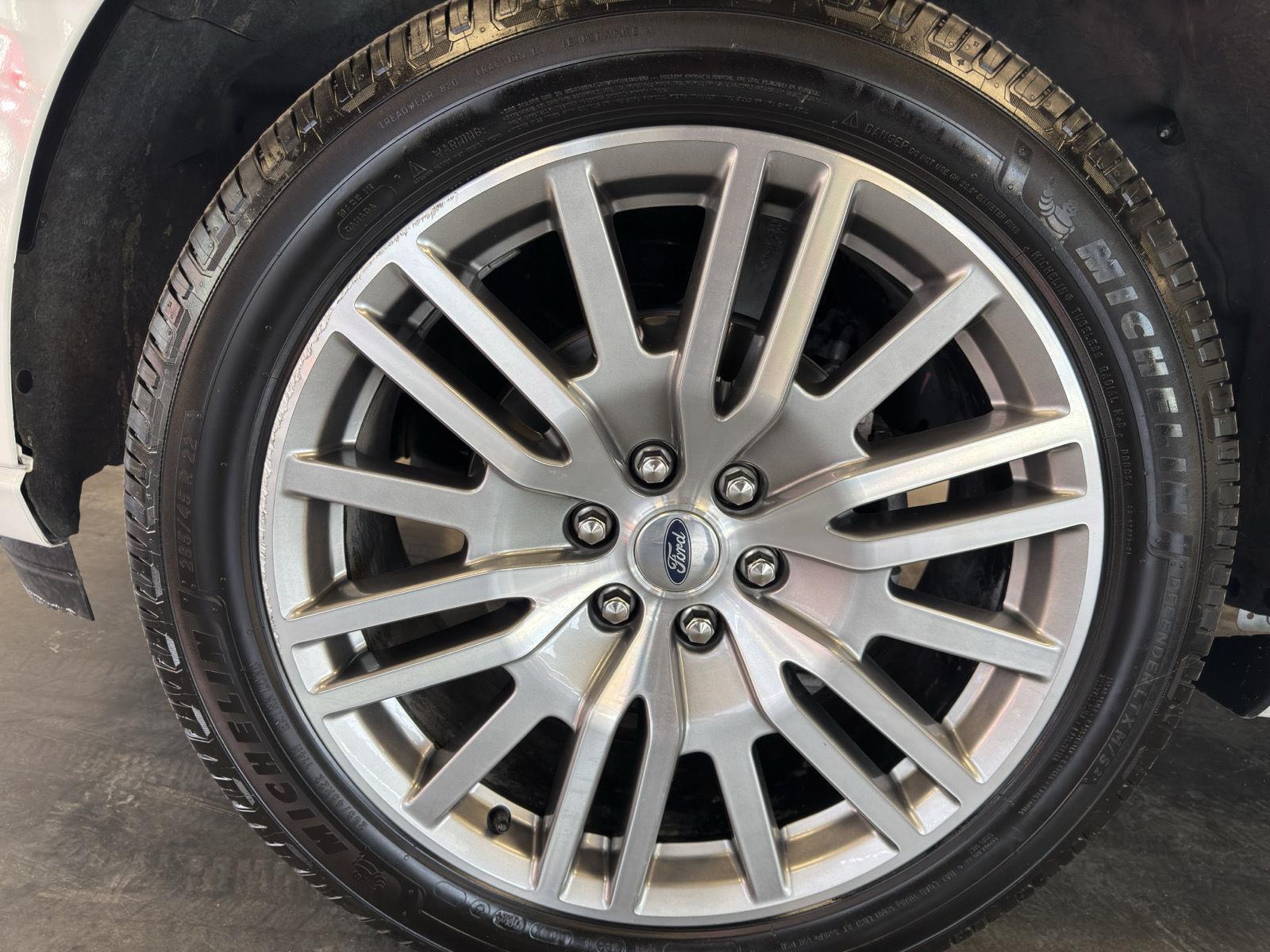 Used 2024 Ford Expedition Max for sale in St. Joseph MO