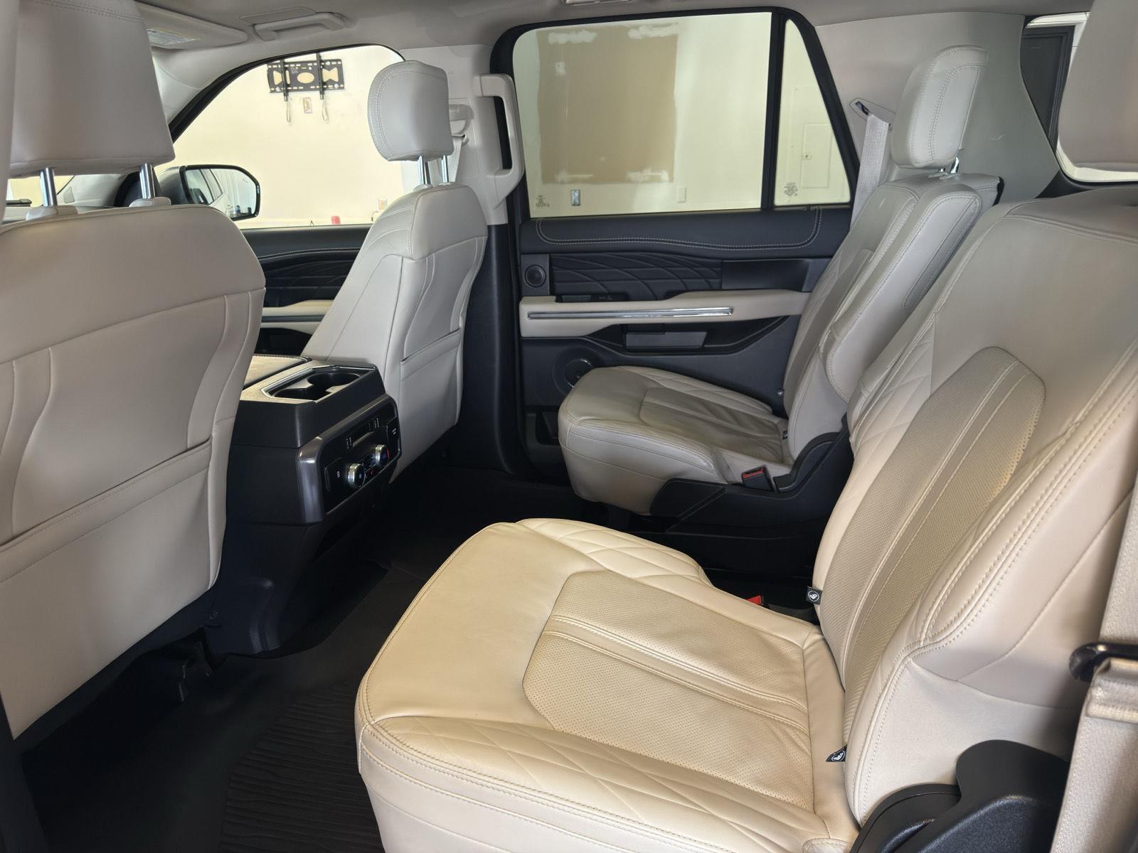 Used 2024 Ford Expedition Max Platinum SUV/Crossover for sale in St. Joseph MO