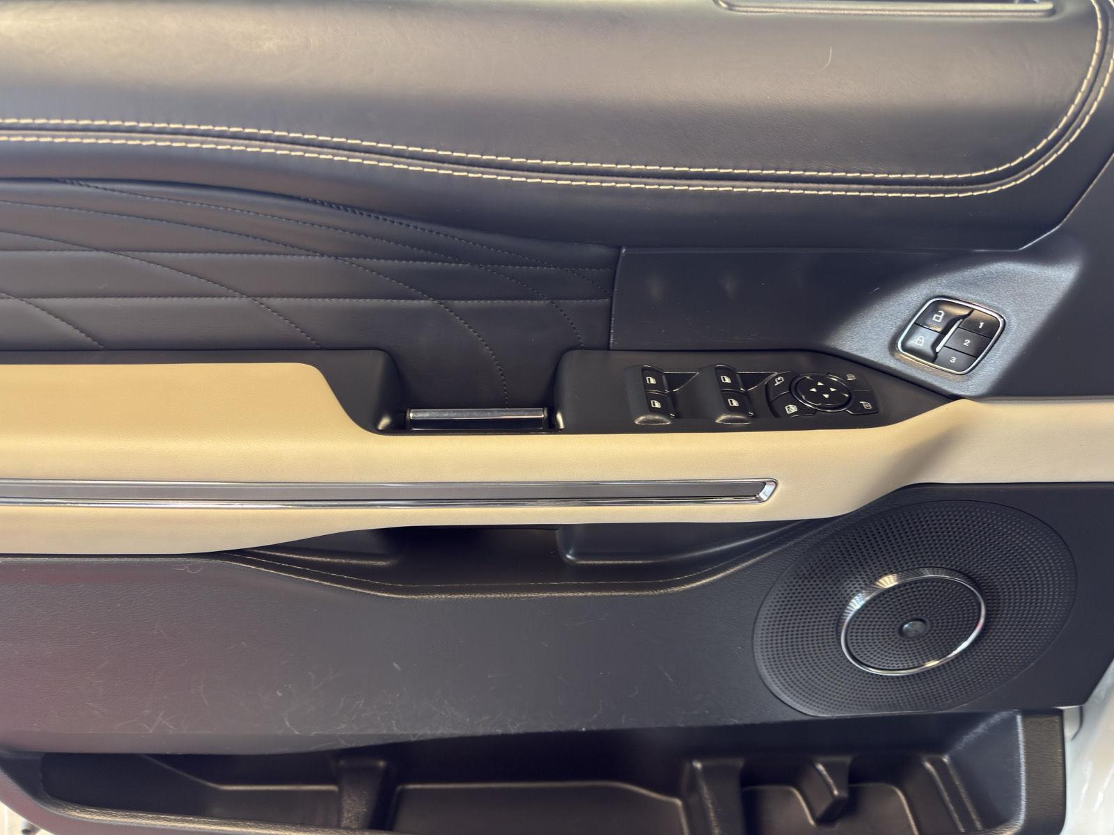 Used 2024 Ford Expedition Max Platinum SUV/Crossover for sale in St. Joseph MO