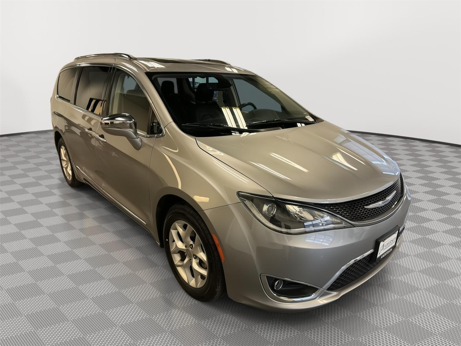 Pre-Owned 2020 Chrysler Pacifica for sale in St. Joseph MO