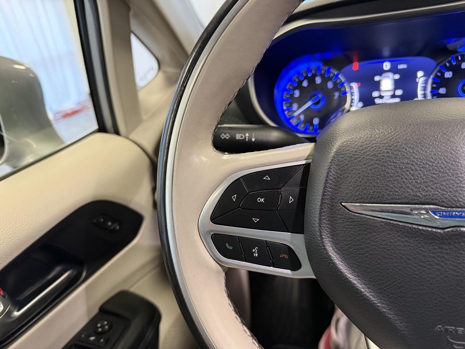 Pre-Owned 2020 Chrysler Pacifica for sale in St. Joseph MO