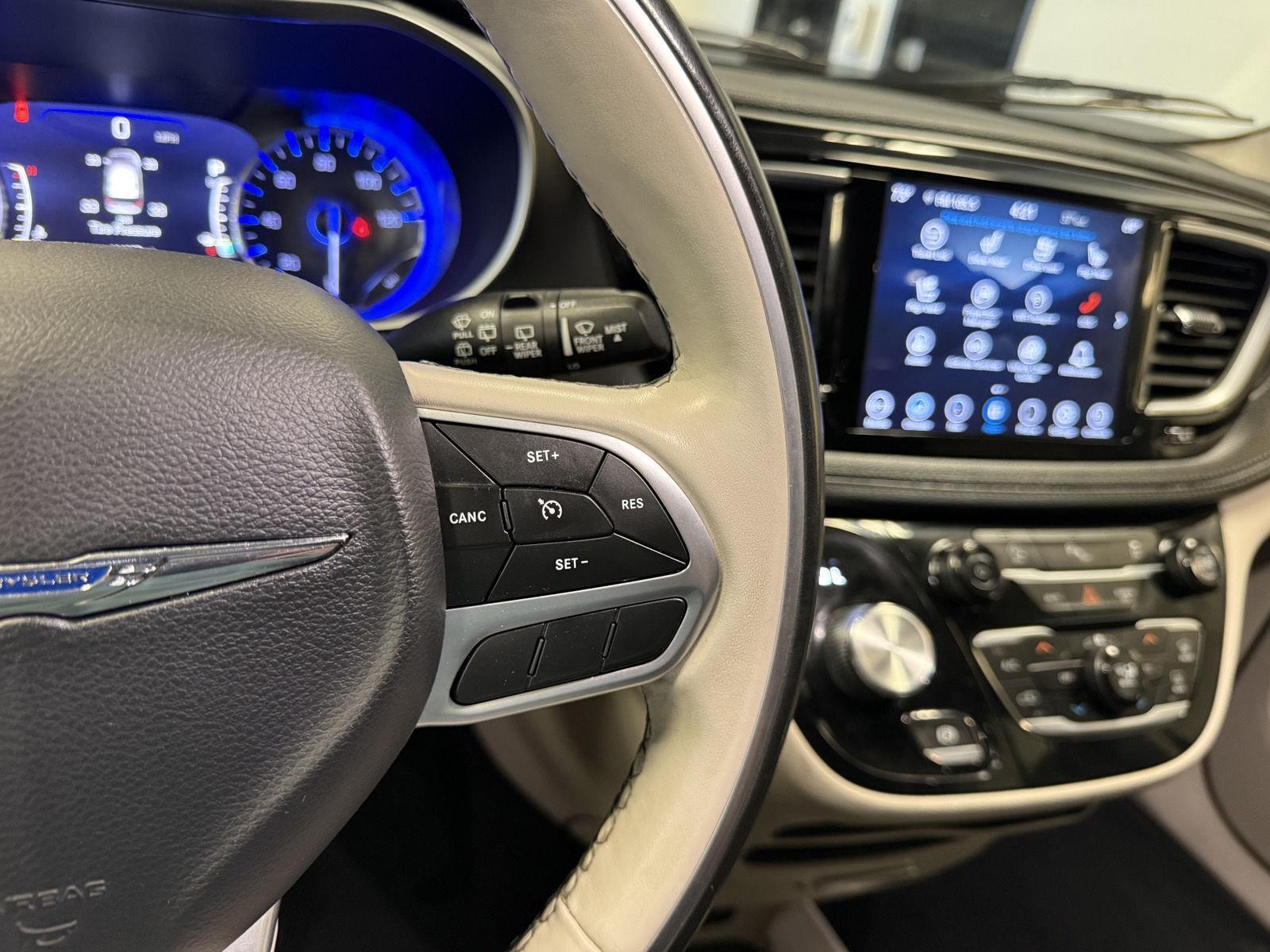 Pre-Owned 2020 Chrysler Pacifica for sale in St. Joseph MO