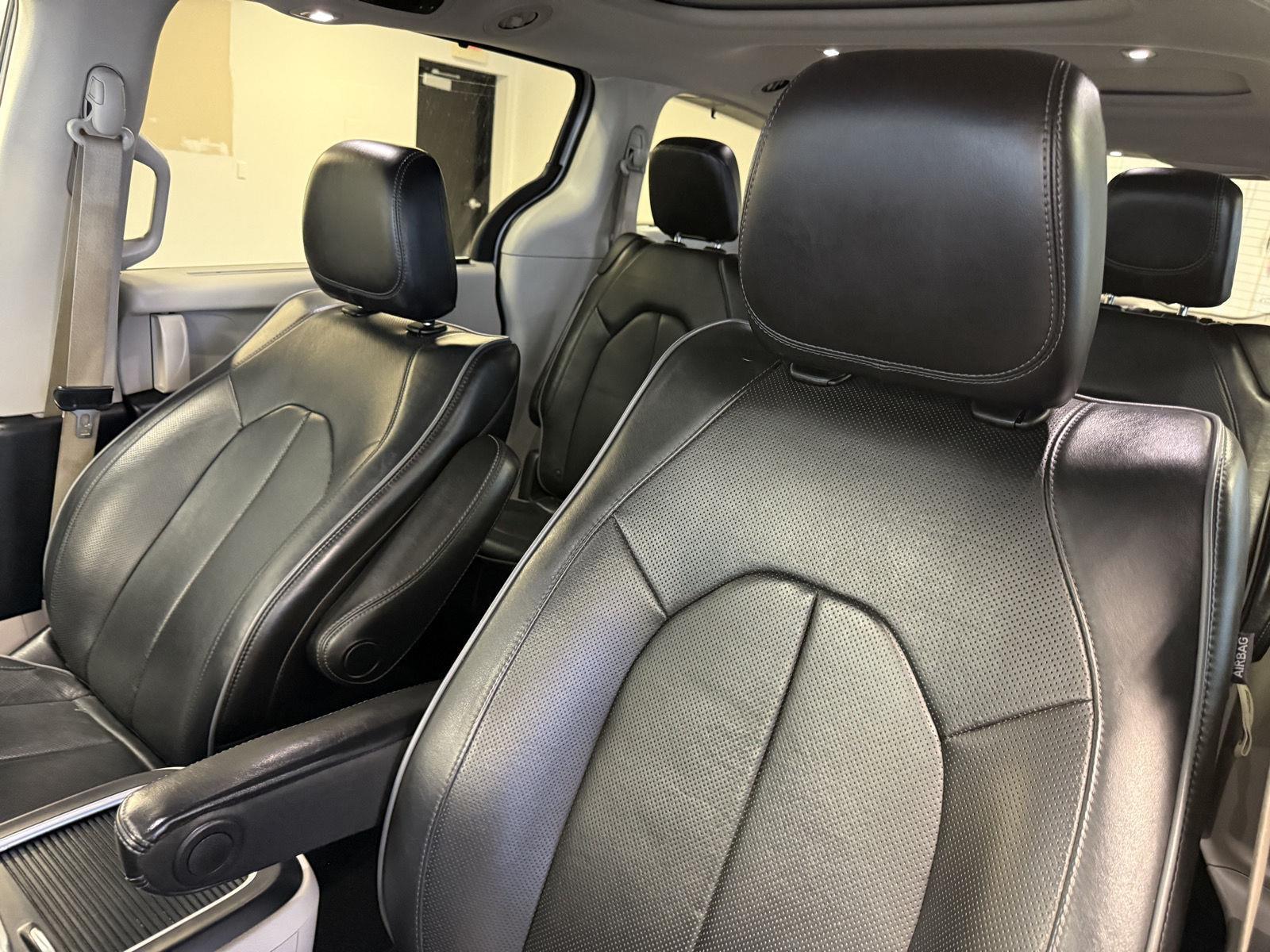 Pre-Owned 2020 Chrysler Pacifica for sale in St. Joseph MO