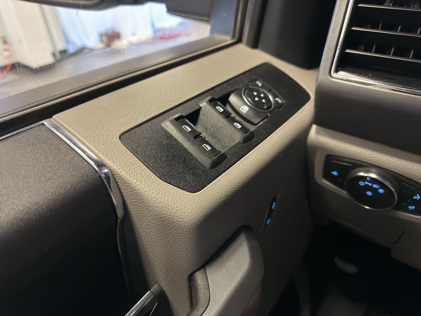 Pre-Owned 2019 Ford Super Duty F-250 for sale in St. Joseph MO