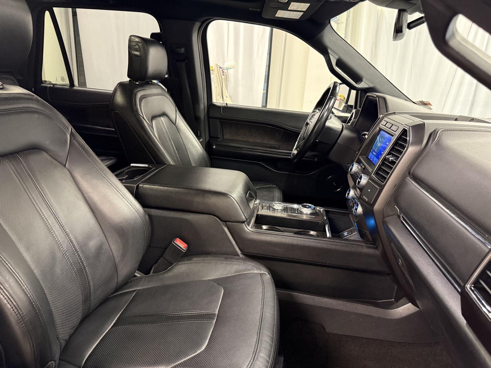 Pre-Owned 2020 Ford Expedition for sale in St. Joseph MO