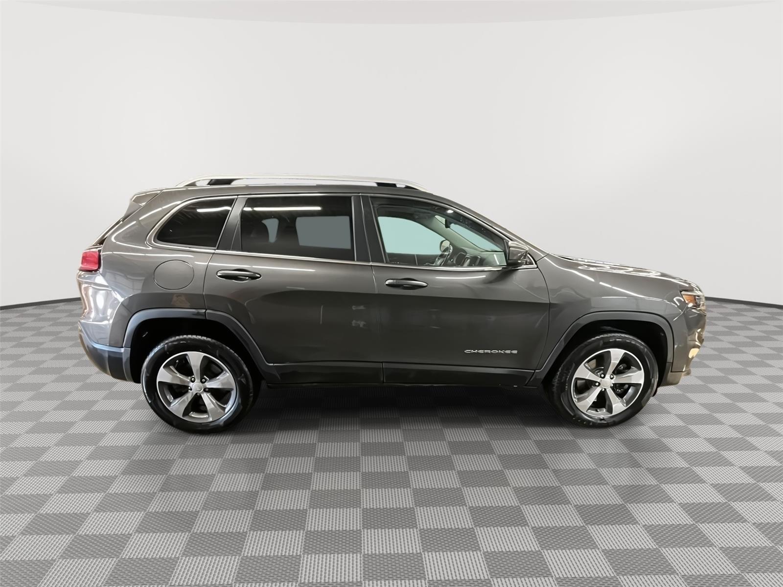 Pre-Owned 2020 Jeep Cherokee for sale in St. Joseph MO