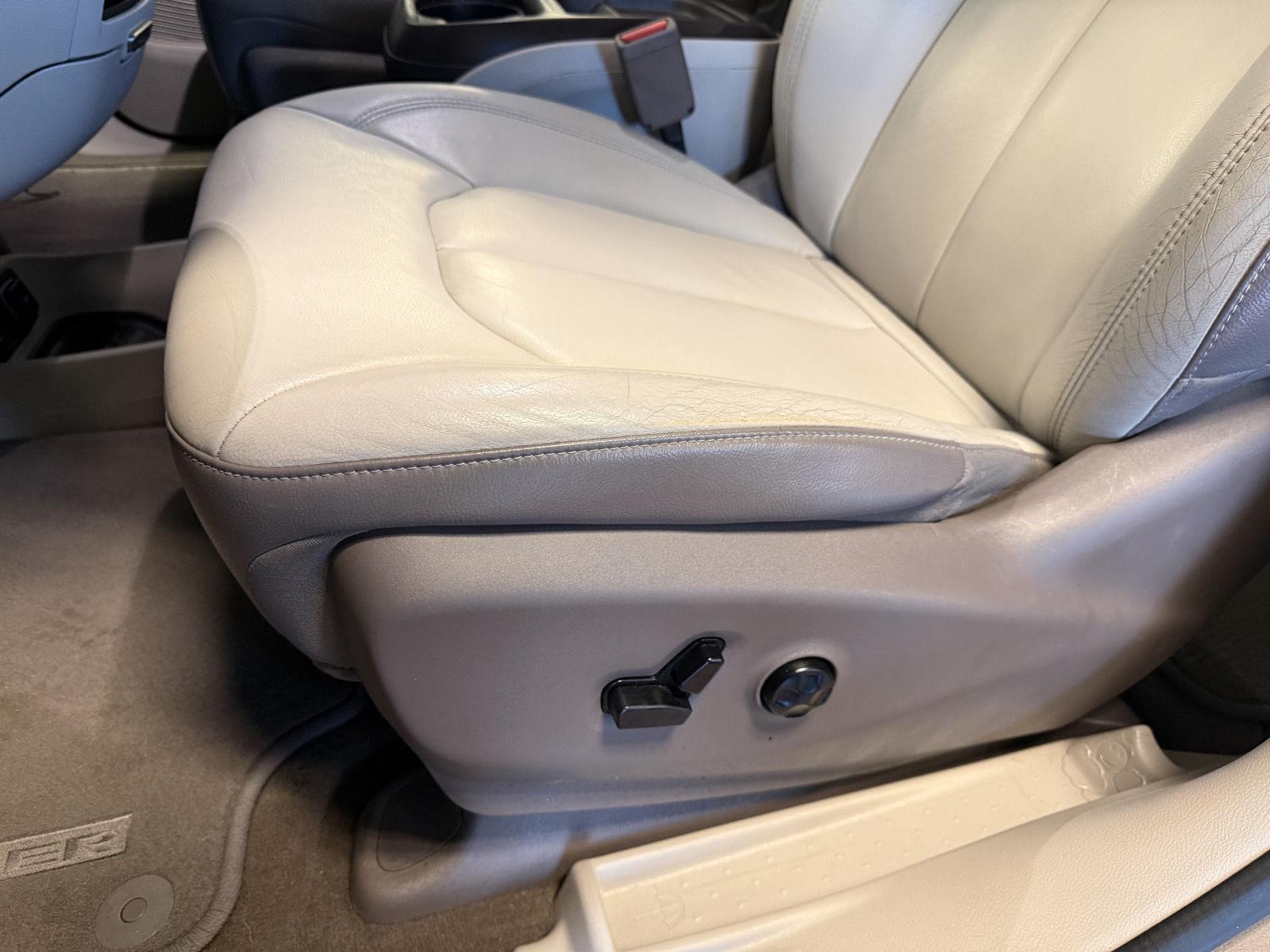 Used 2017 Chrysler Pacifica for sale in St. Joseph MO