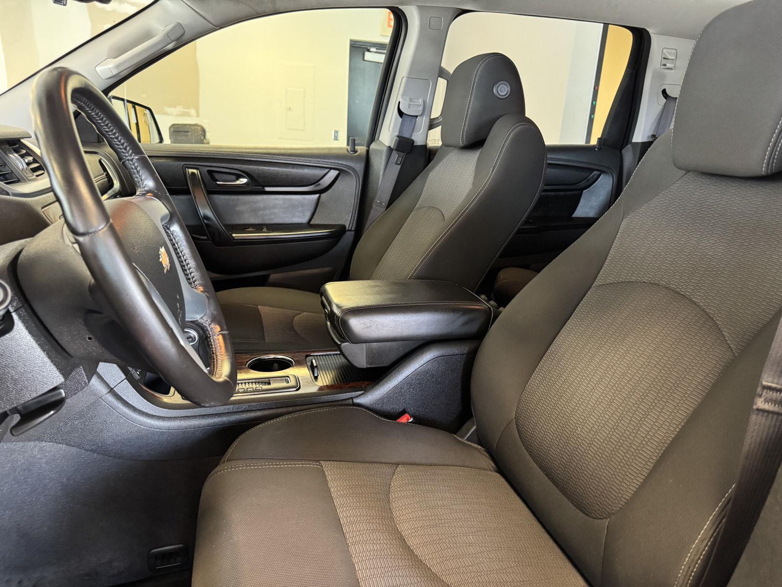 Used 2014 Chevrolet Traverse for sale in St. Joseph MO