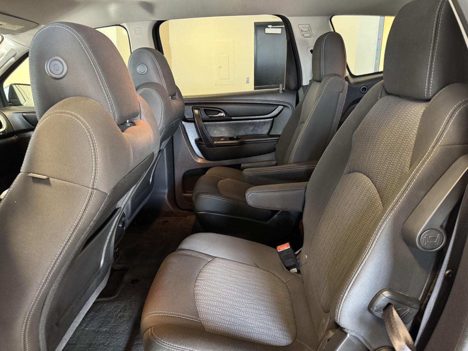 Used 2014 Chevrolet Traverse for sale in St. Joseph MO