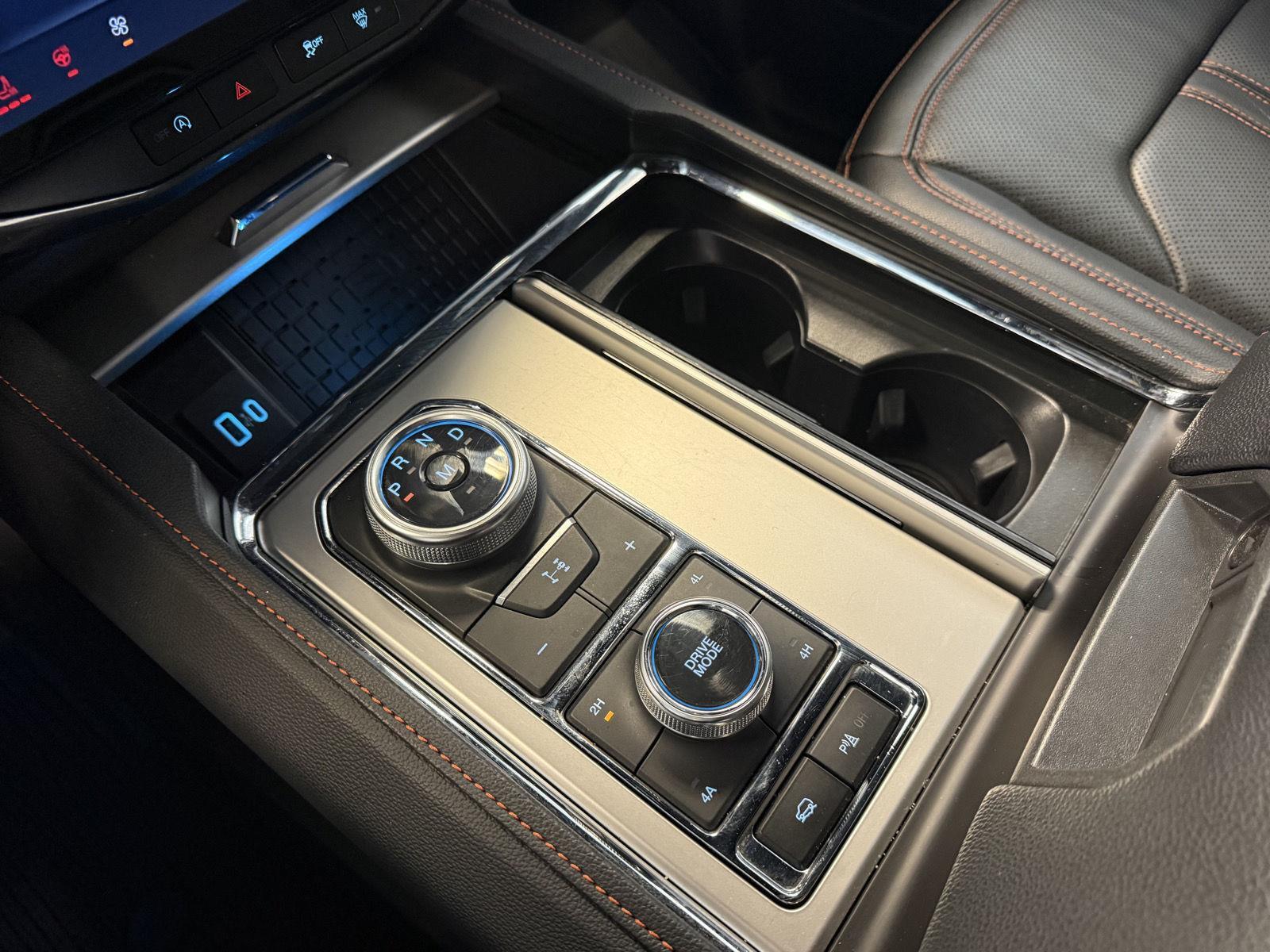 Used 2024 Ford Expedition for sale in St. Joseph MO