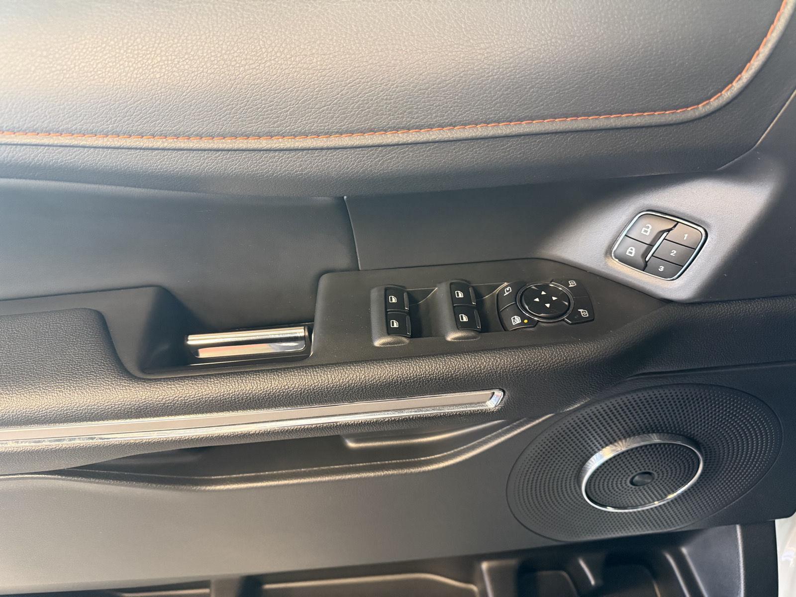 Used 2024 Ford Expedition for sale in St. Joseph MO