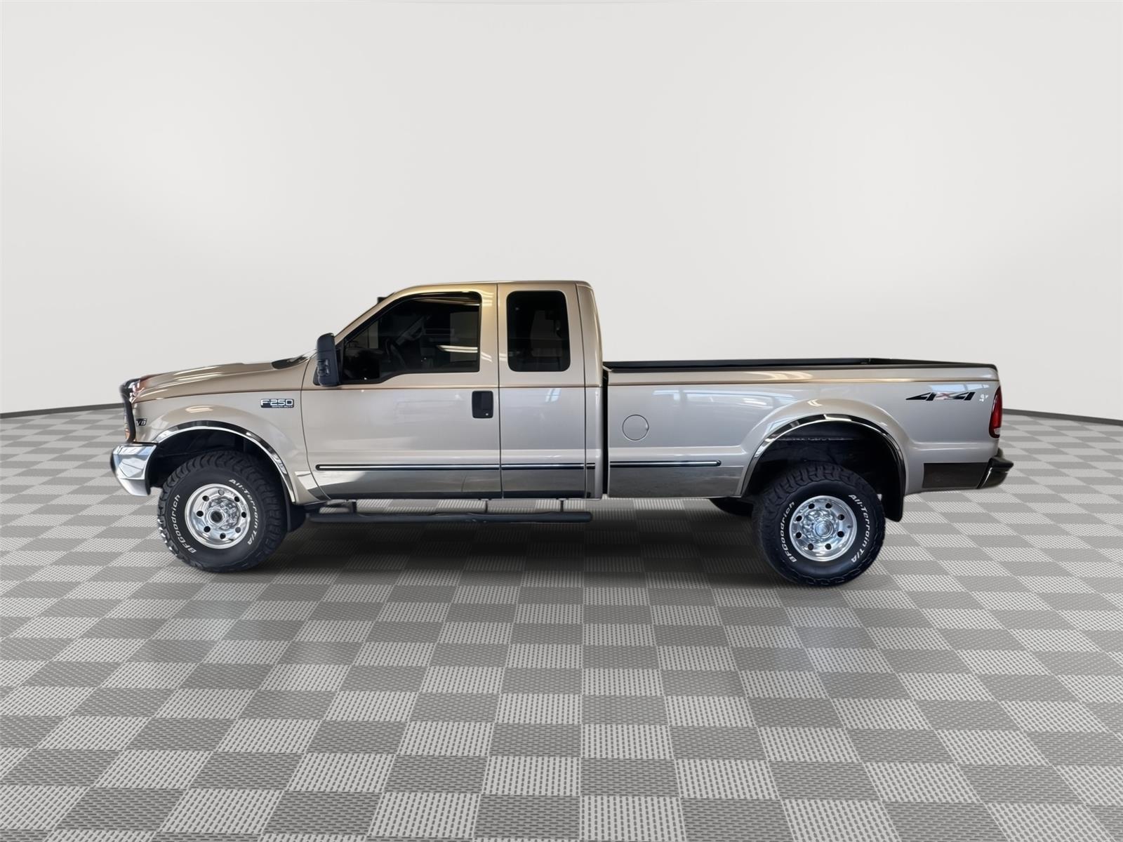 Used 1999 Ford Super Duty F-250 for sale in St. Joseph MO