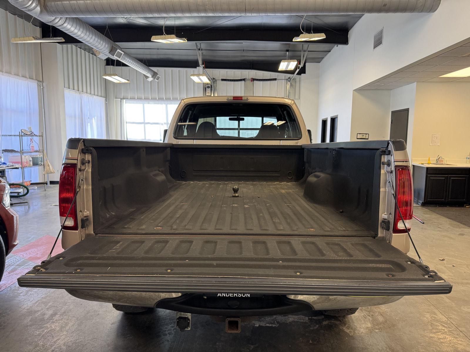 Used 1999 Ford Super Duty F-250 for sale in St. Joseph MO