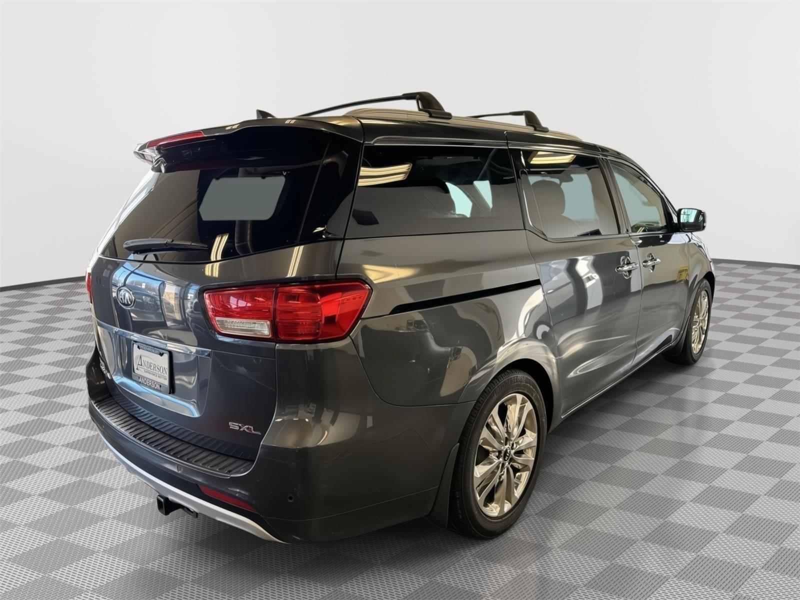 Used 2015 Kia Sedona for sale in St. Joseph MO