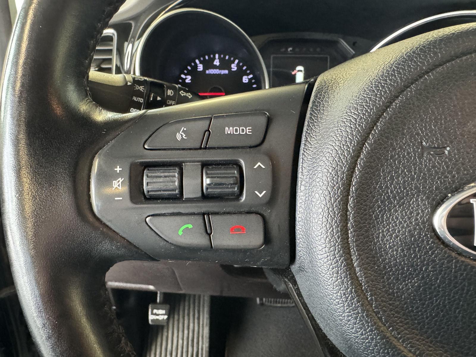 Used 2015 Kia Sedona for sale in St. Joseph MO