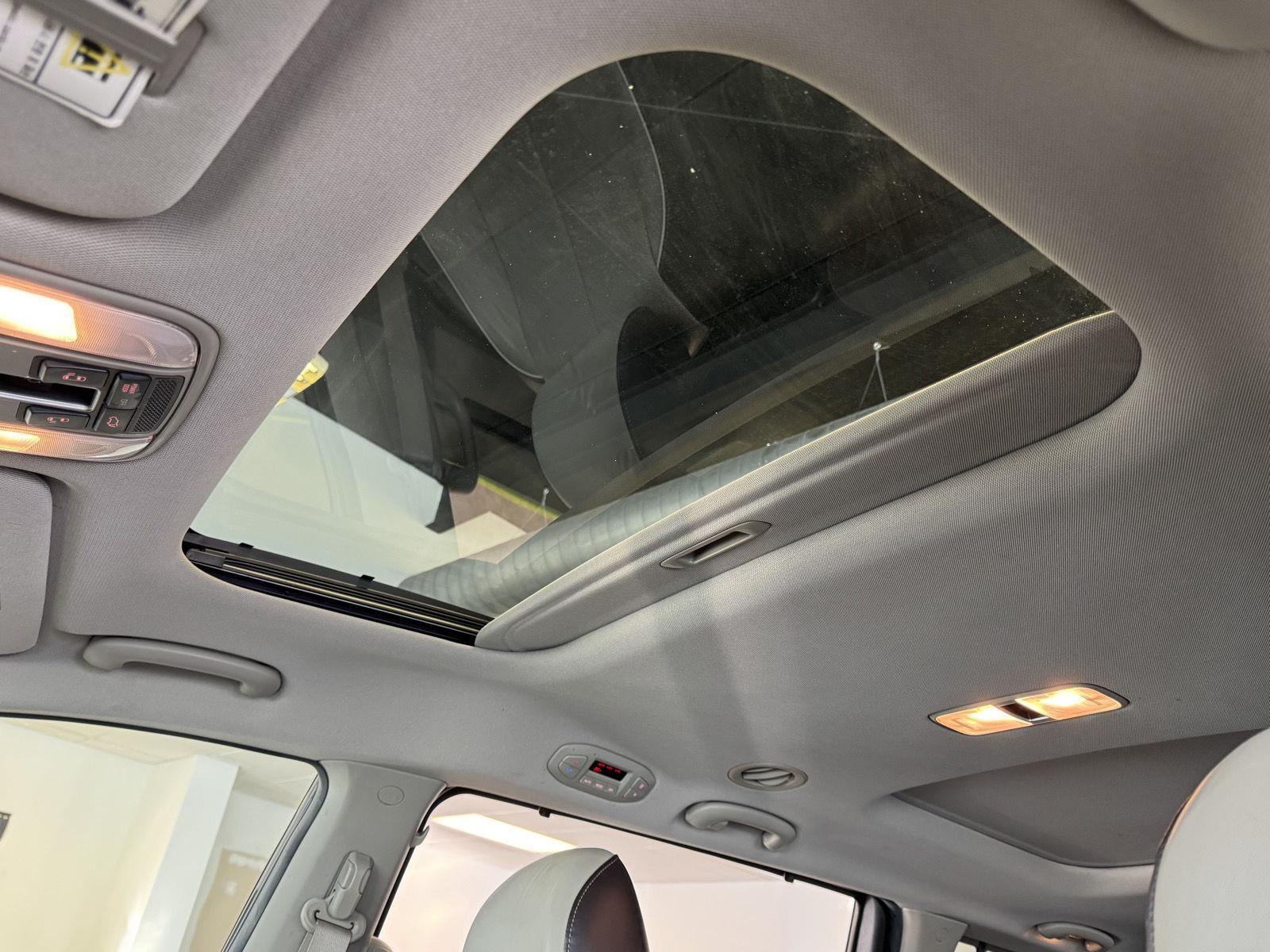 Used 2015 Kia Sedona for sale in St. Joseph MO