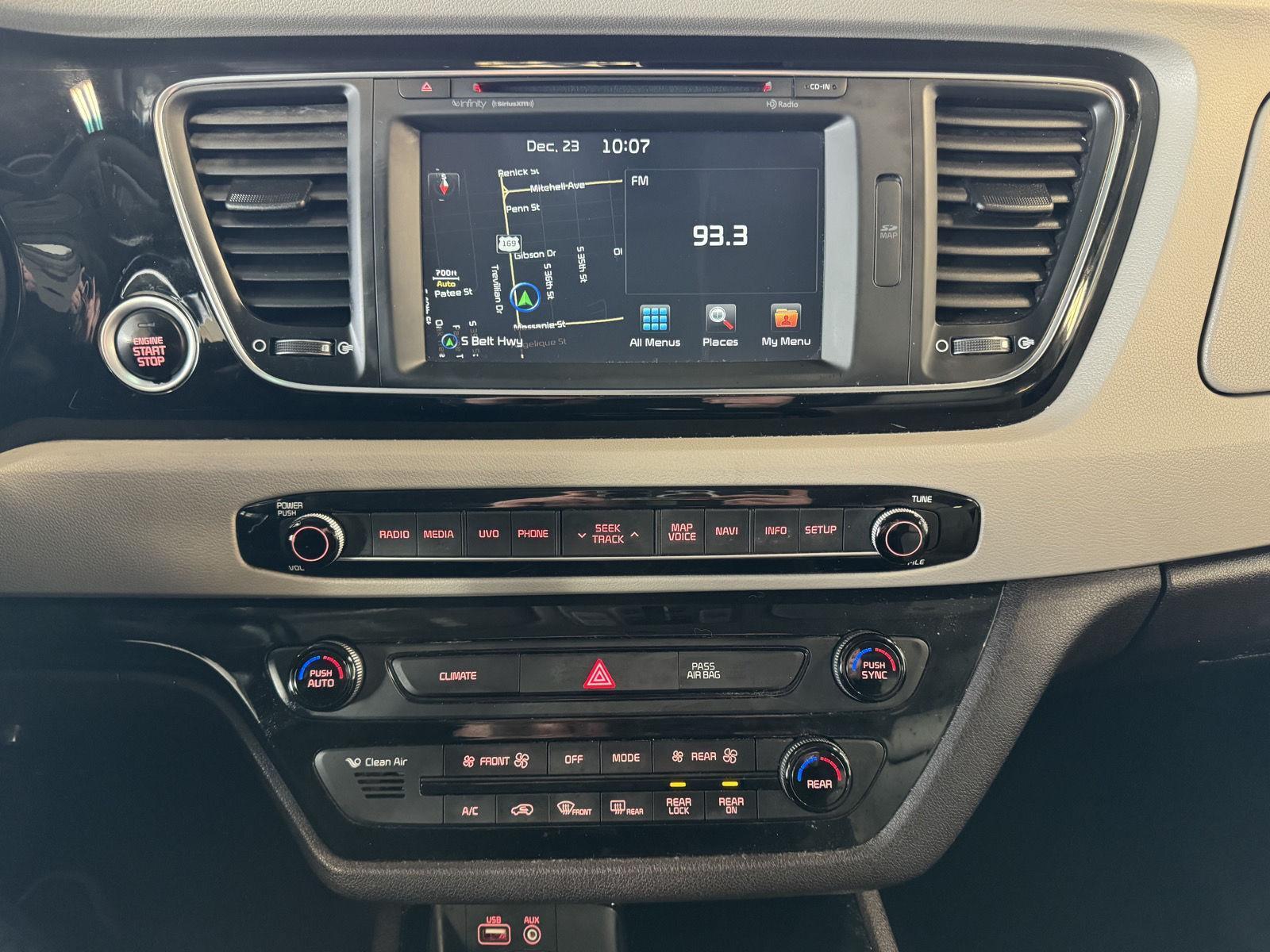 Used 2015 Kia Sedona for sale in St. Joseph MO