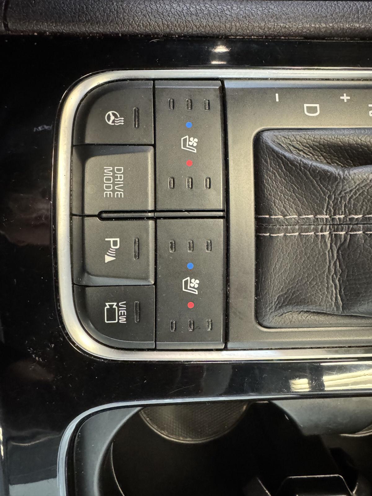 Used 2015 Kia Sedona for sale in St. Joseph MO